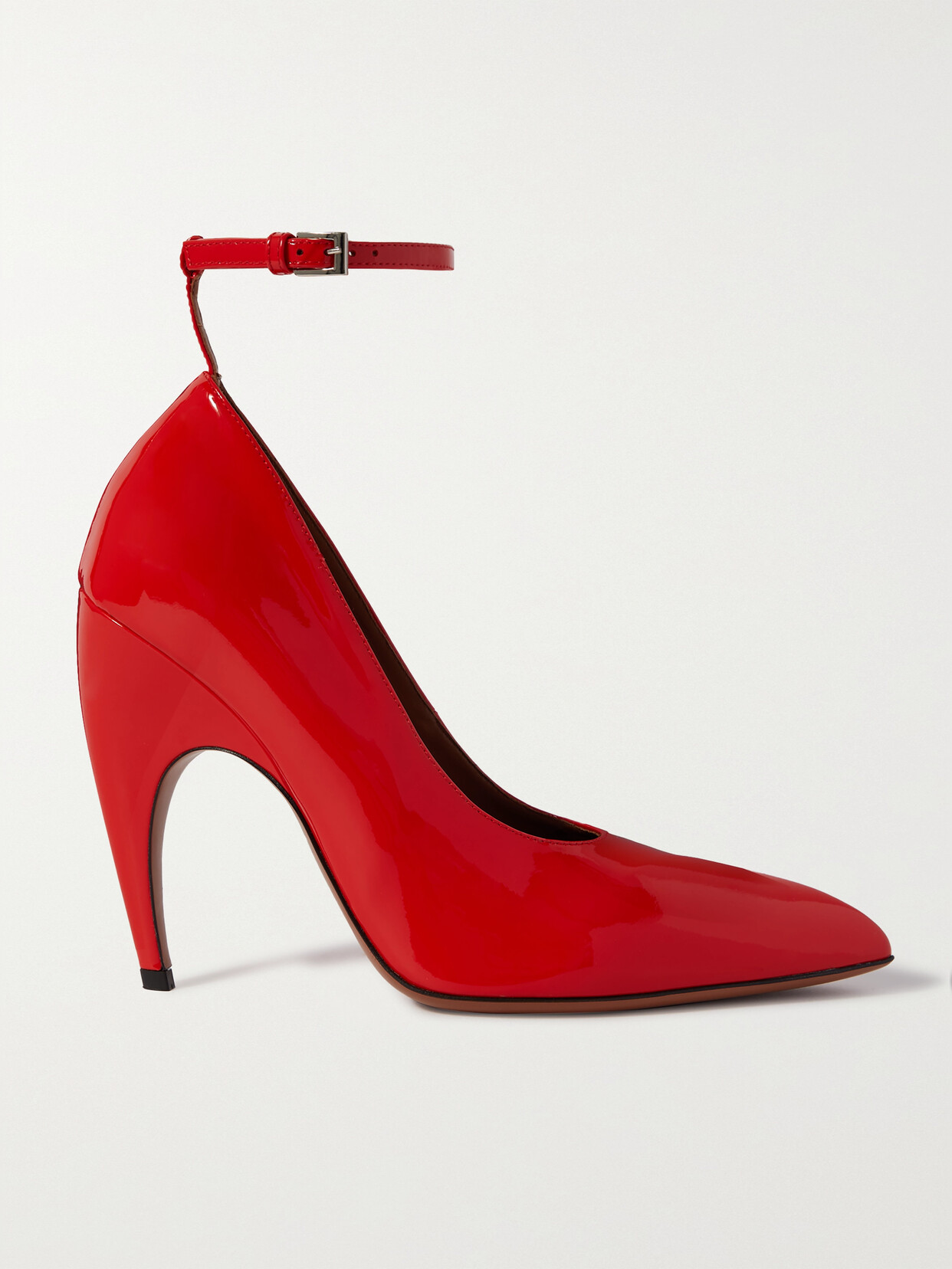 Alaïa Shark Pump In Red