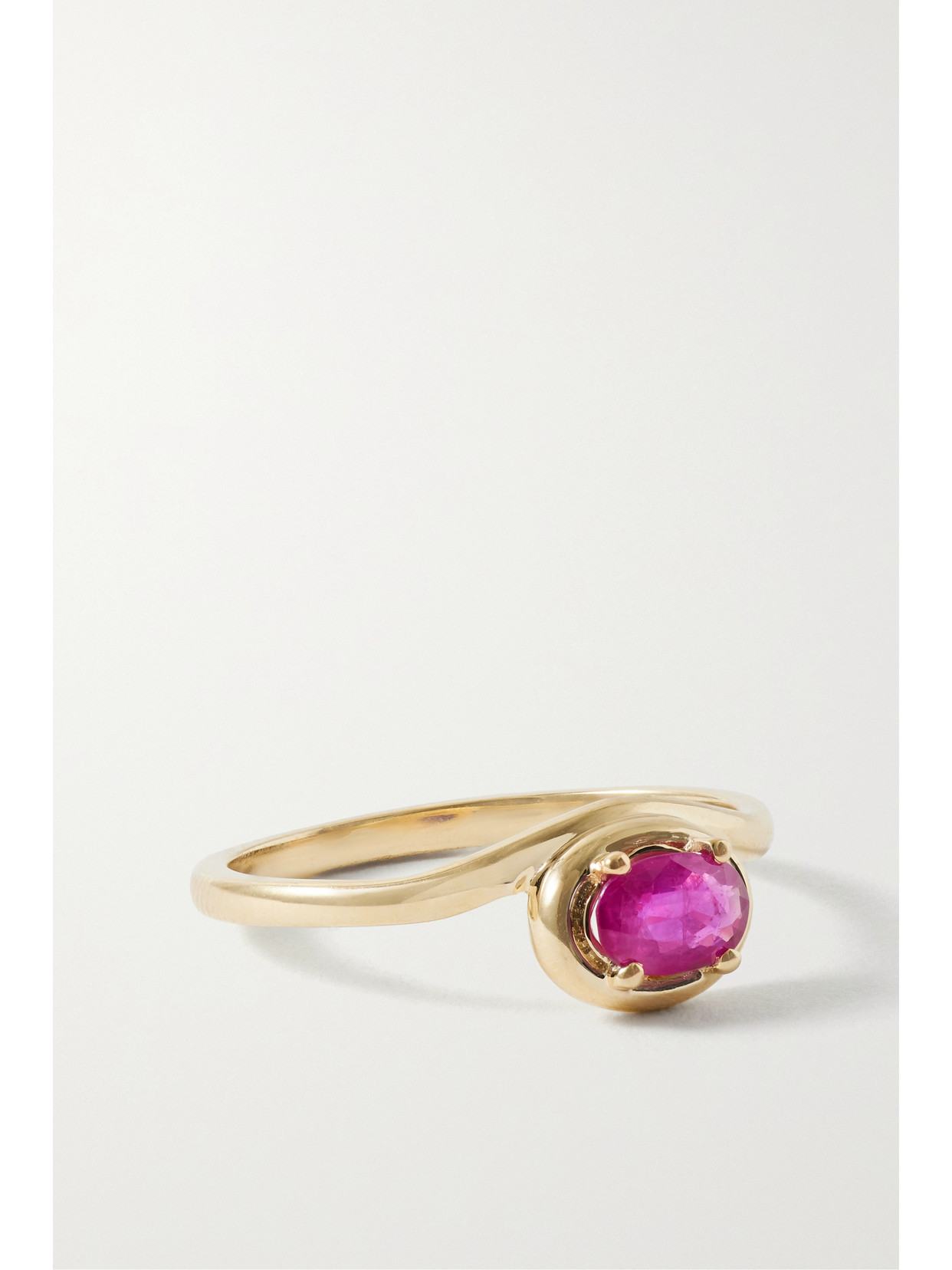 STONE AND STRAND Bonbon Merge 10-karat Gold Ruby Ring - 8