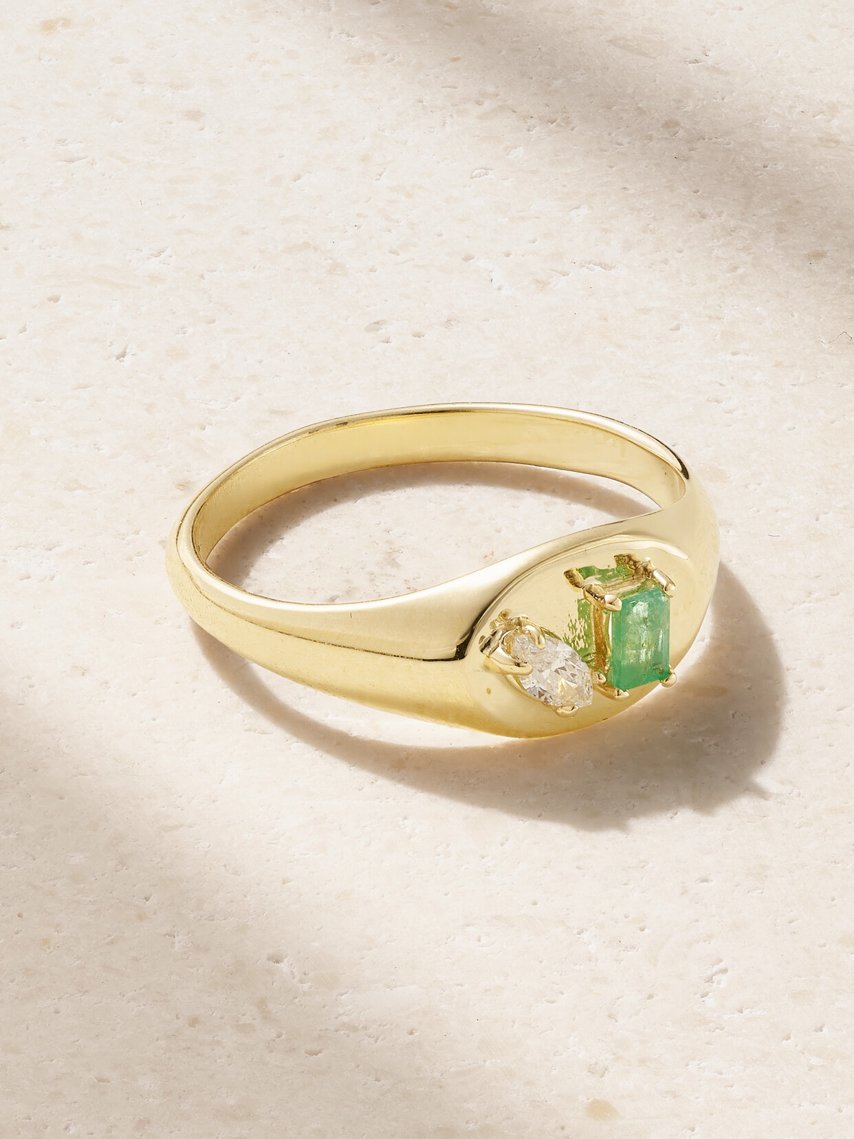 Stone And Strand 10-karat Gold, Emerald And Diamond Signet Ring