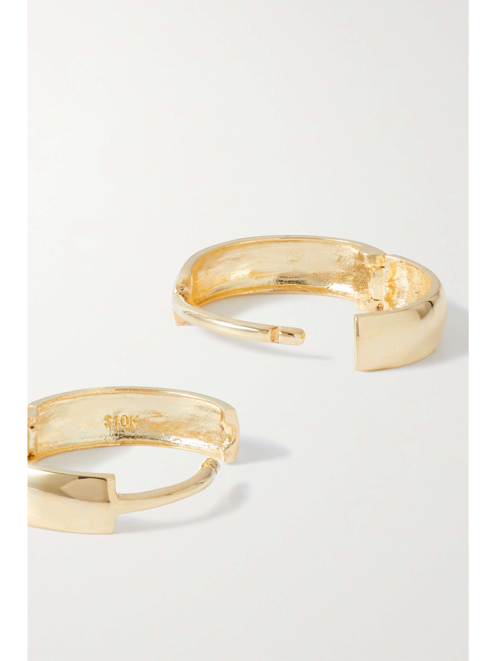 STONE AND STRAND 