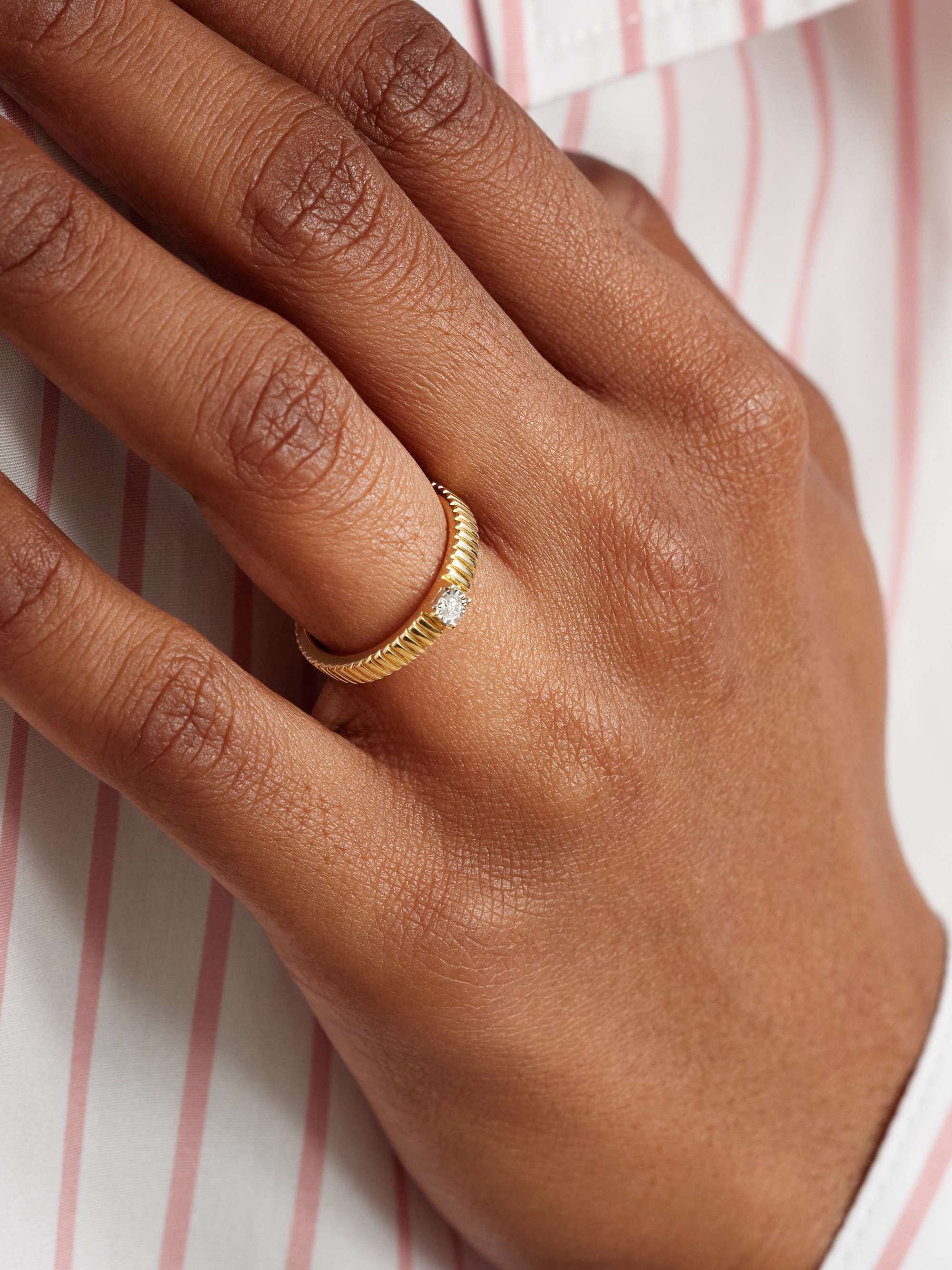 STONE AND STRAND Ribbed Illusion 10karat yellow and white gold diamond