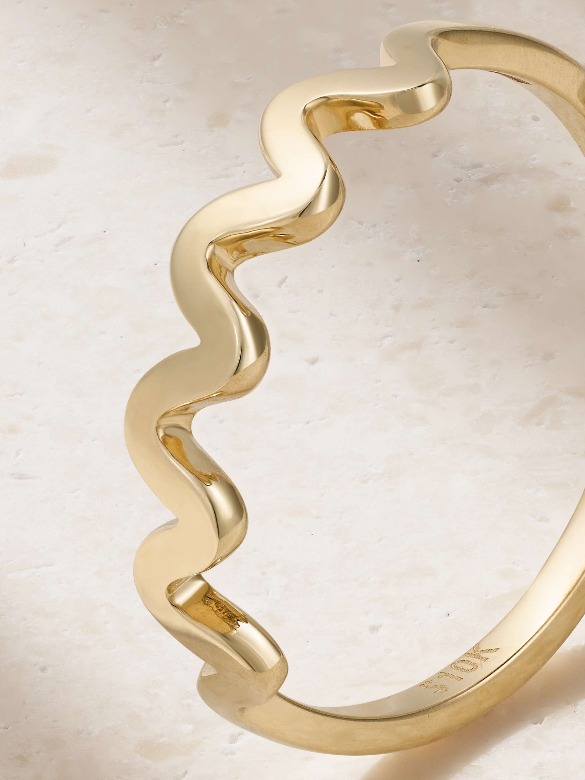 STONE AND STRAND 