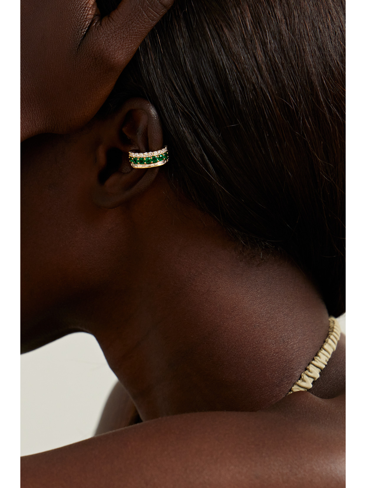 Anita Ko Lola 18-karat Gold, Emerald And Diamond Ear Cuff In Green