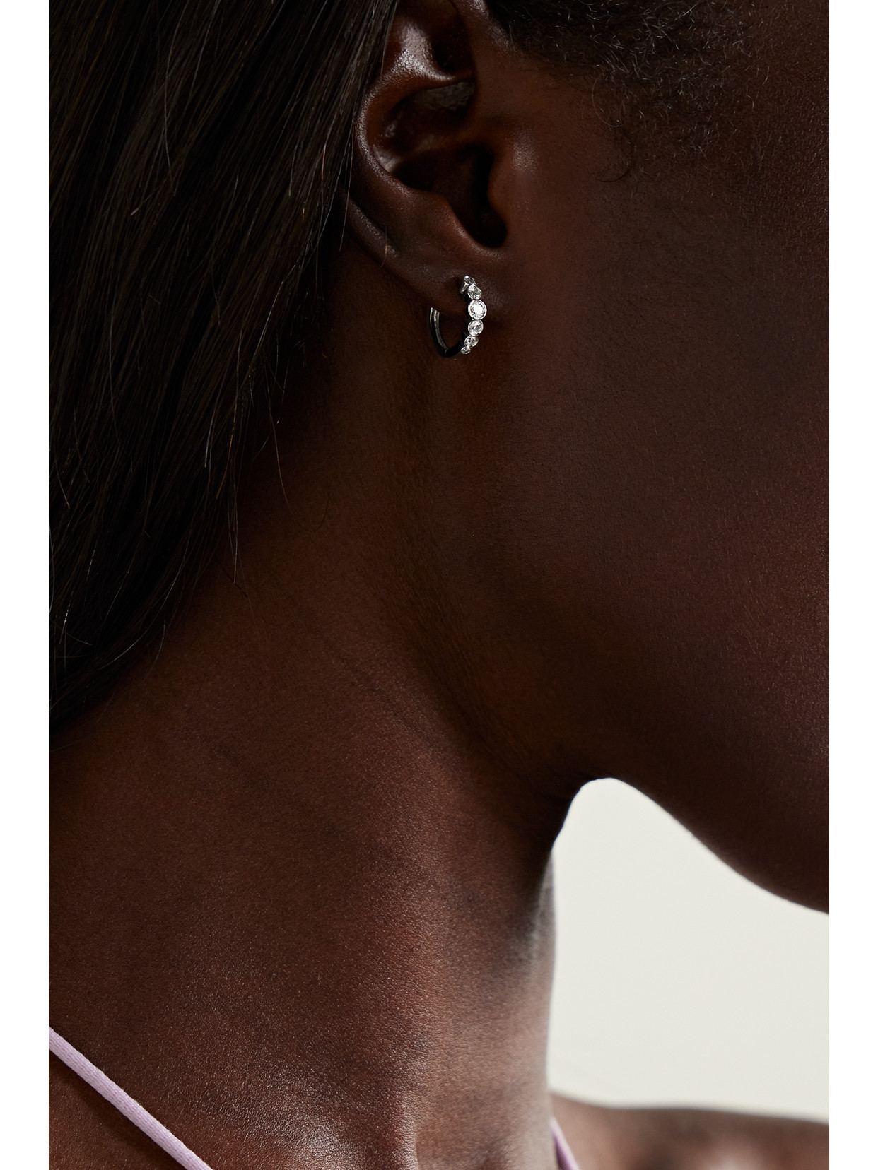 Anita Ko Beverly Huggies 18-karat White Gold Diamond Hoop Earrings In Gold