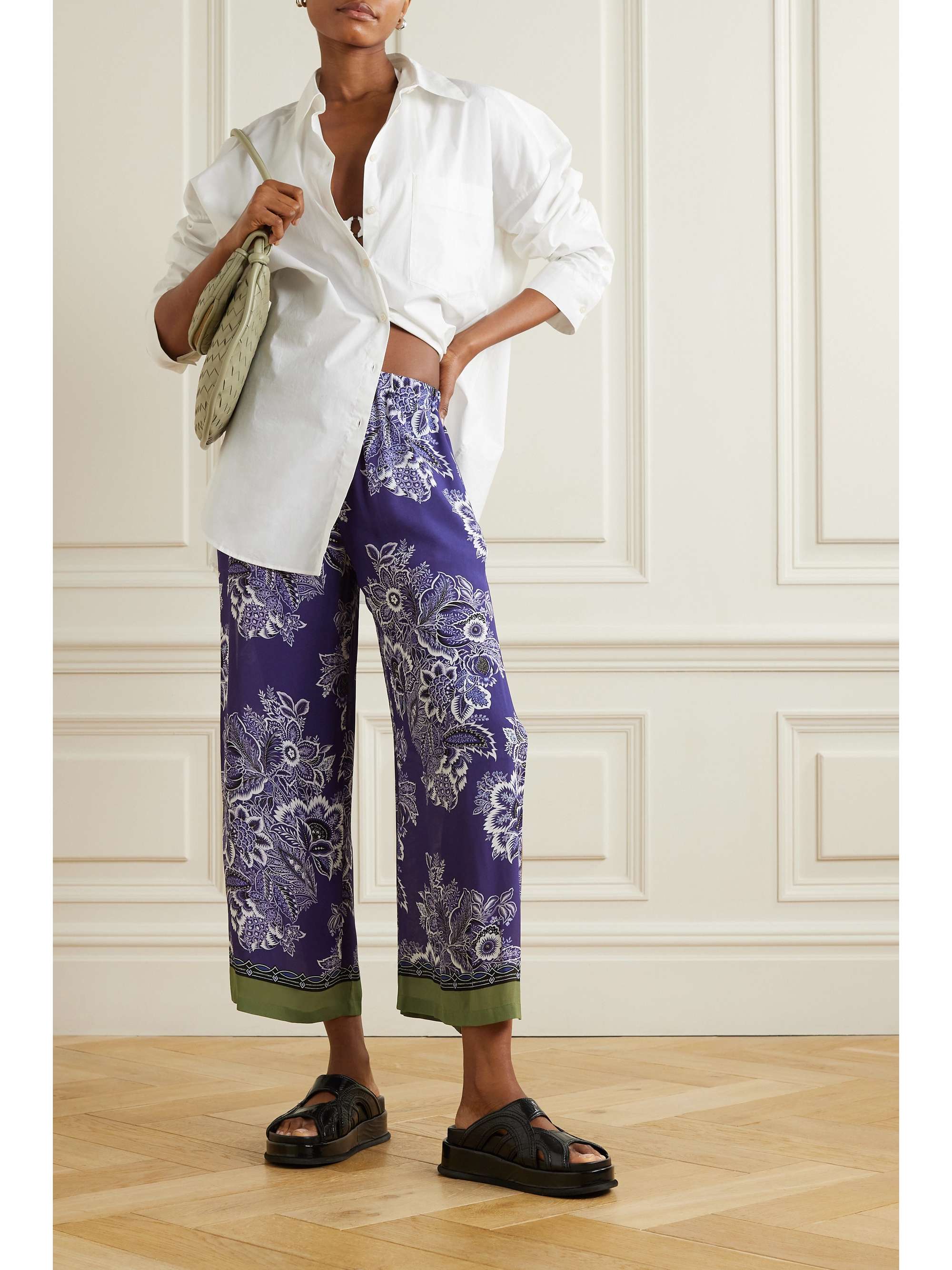 ETRO 