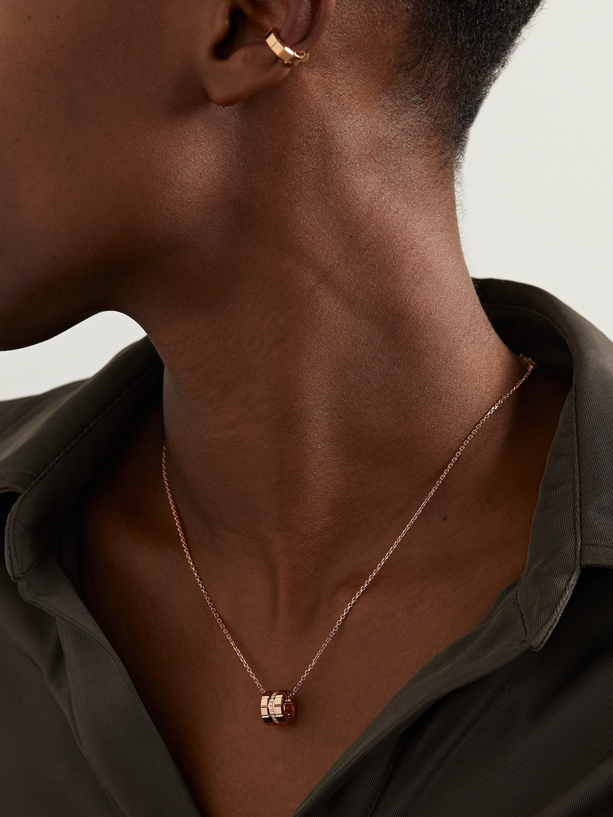CHOPARD ICE CUBE PURE MINI 18-KARAT ROSE GOLD DIAMOND NECKLACE
