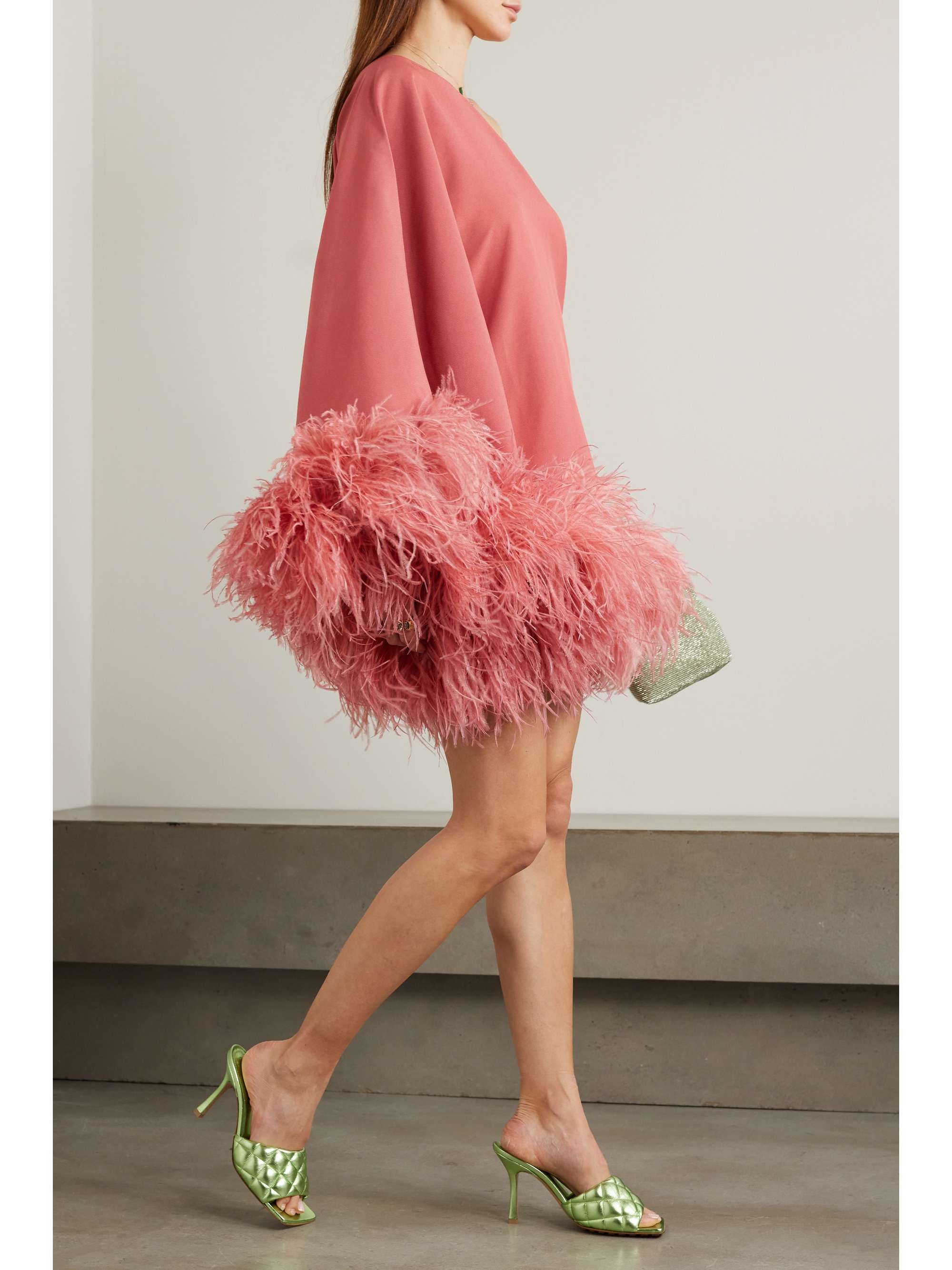 TALLER MARMO Piccolo Ubud one shoulder feather trimmed crepe mini