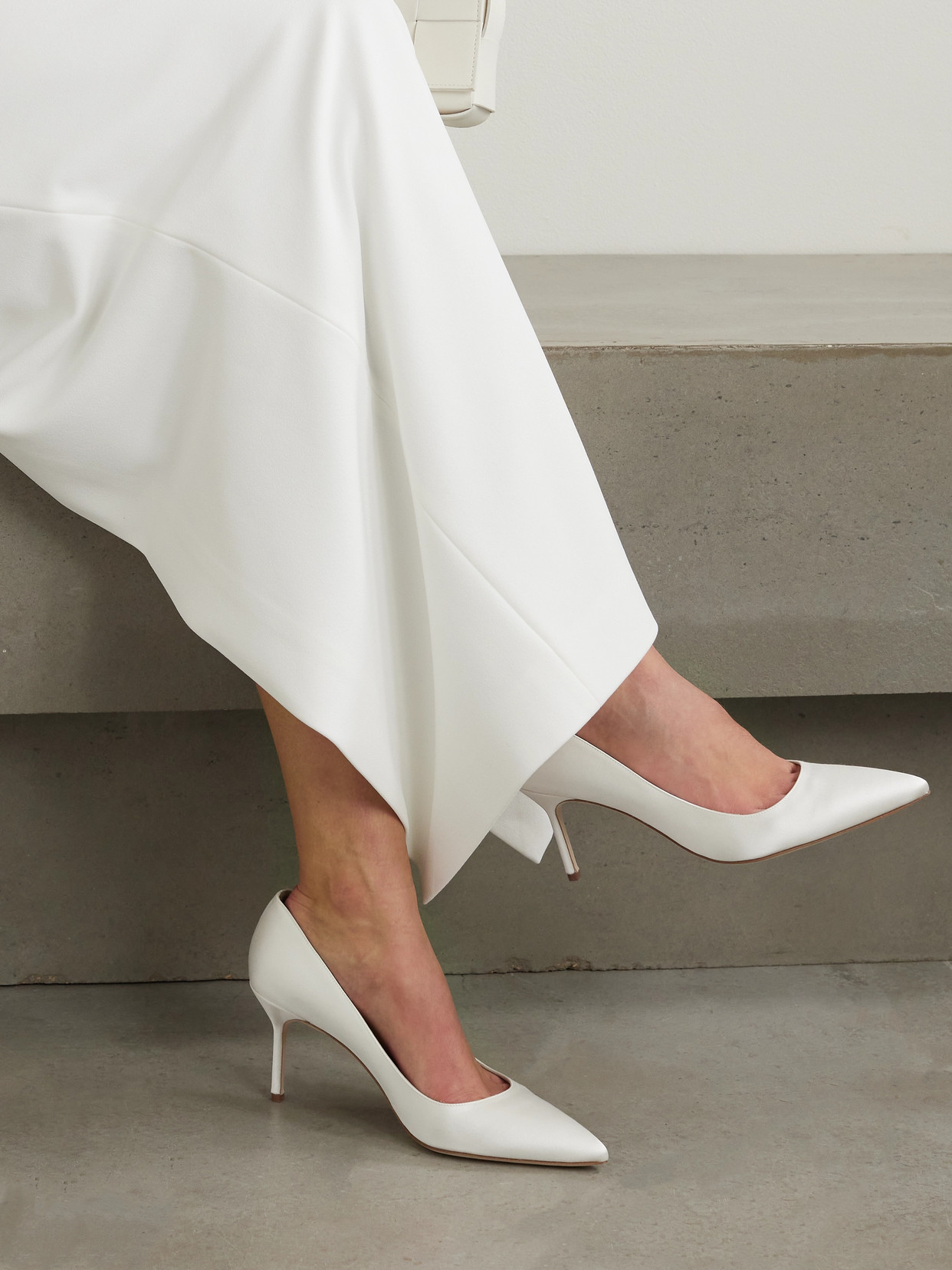 Bb 70 Pumps