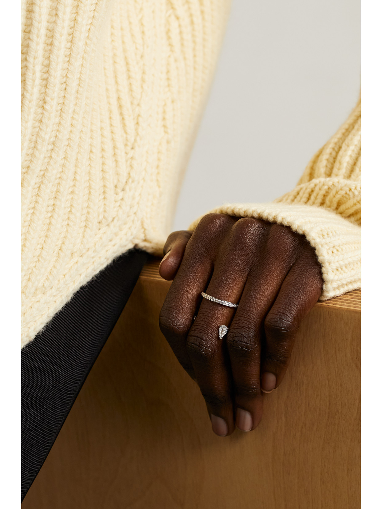 Repossi Serti Sur Vide 18-karat White Gold Diamond Ring In Silver