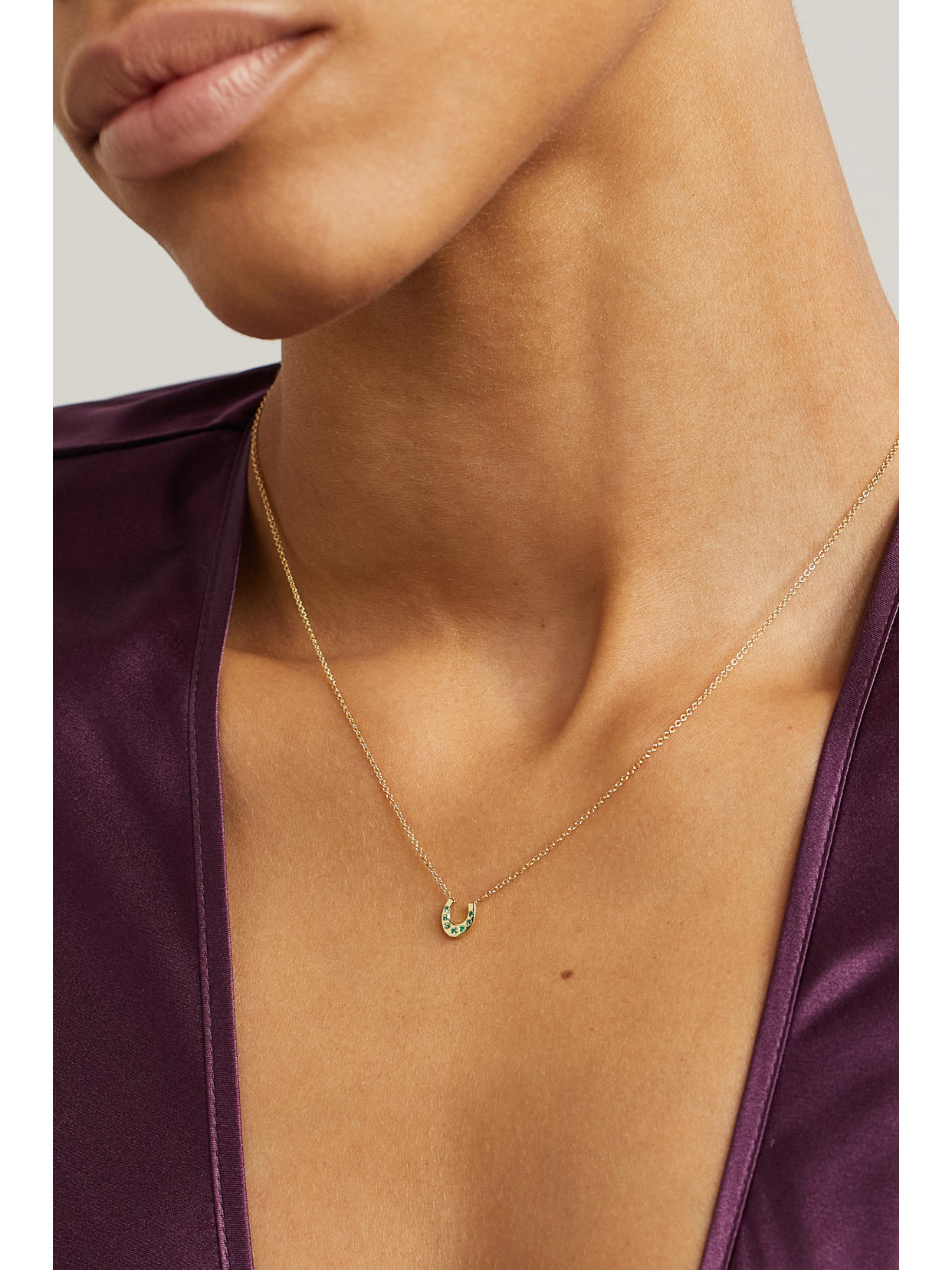 Shop Jennifer Meyer Mini Horseshoe 18-karat Gold Emerald Necklace