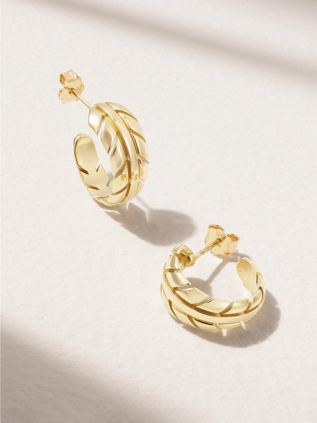 Jennifer Meyer Small Leaf 18-karat Gold Hoop Earrings