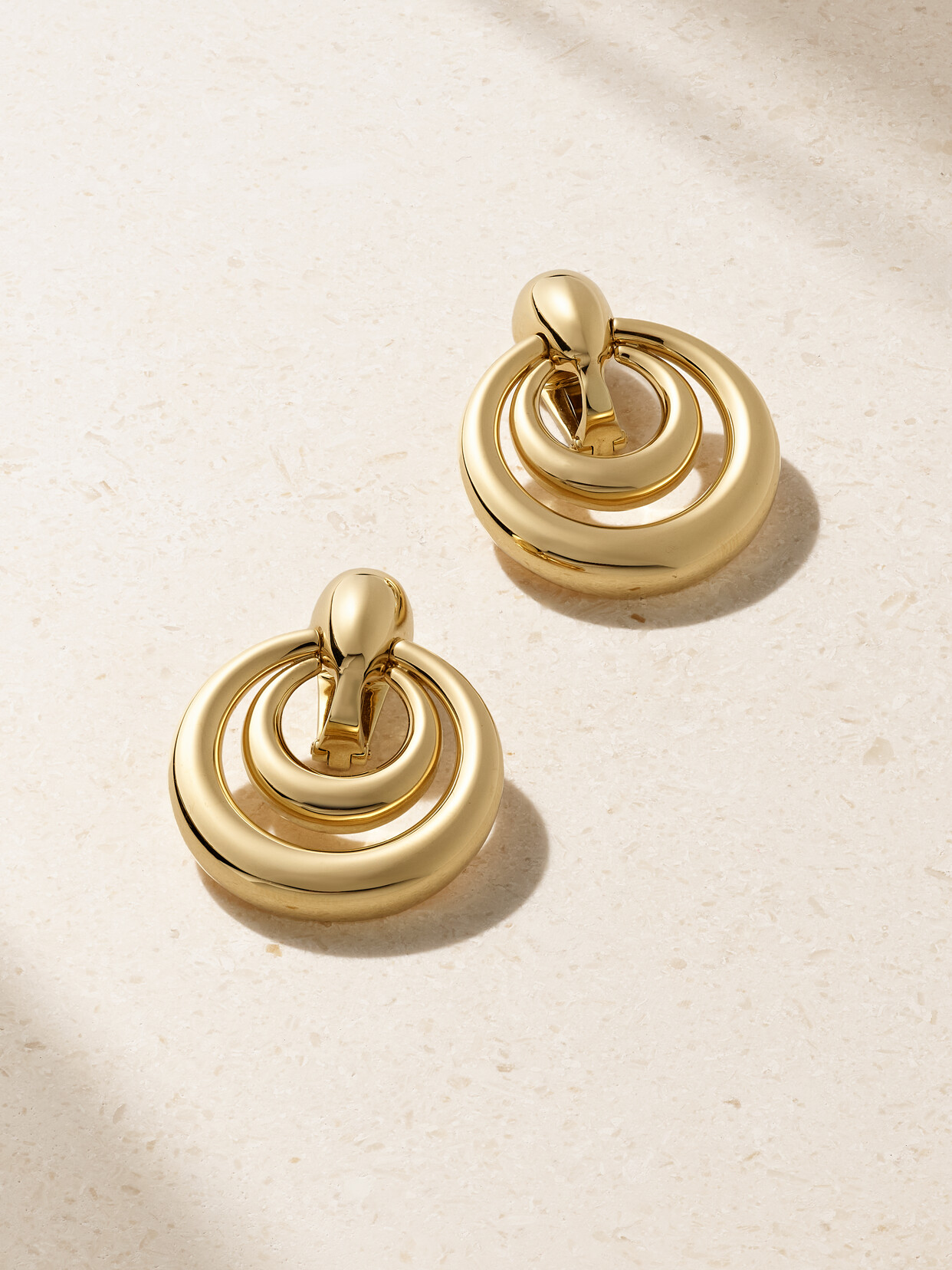 David Webb 18-karat Gold Clip Earrings