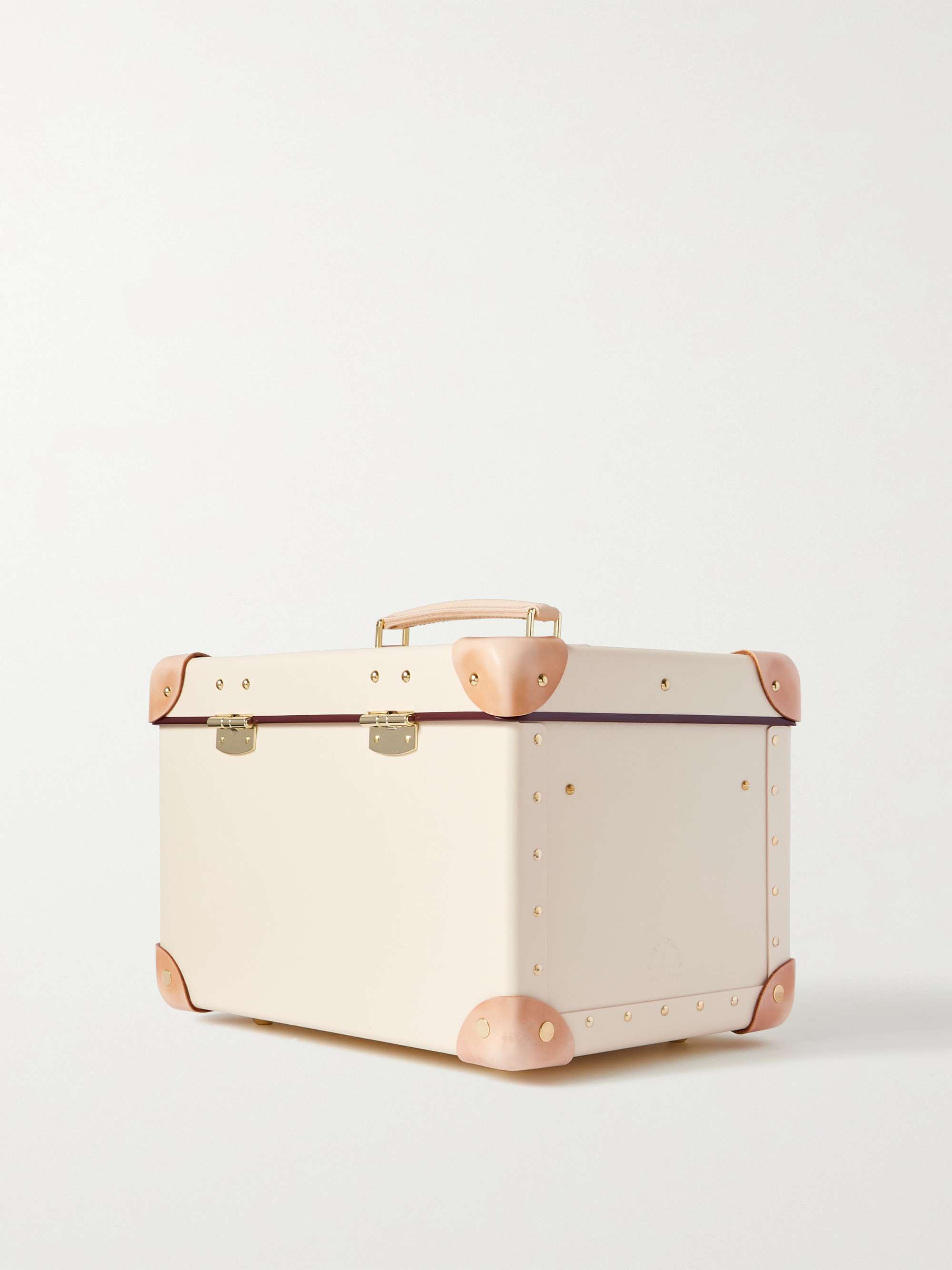GLOBE-TROTTER 