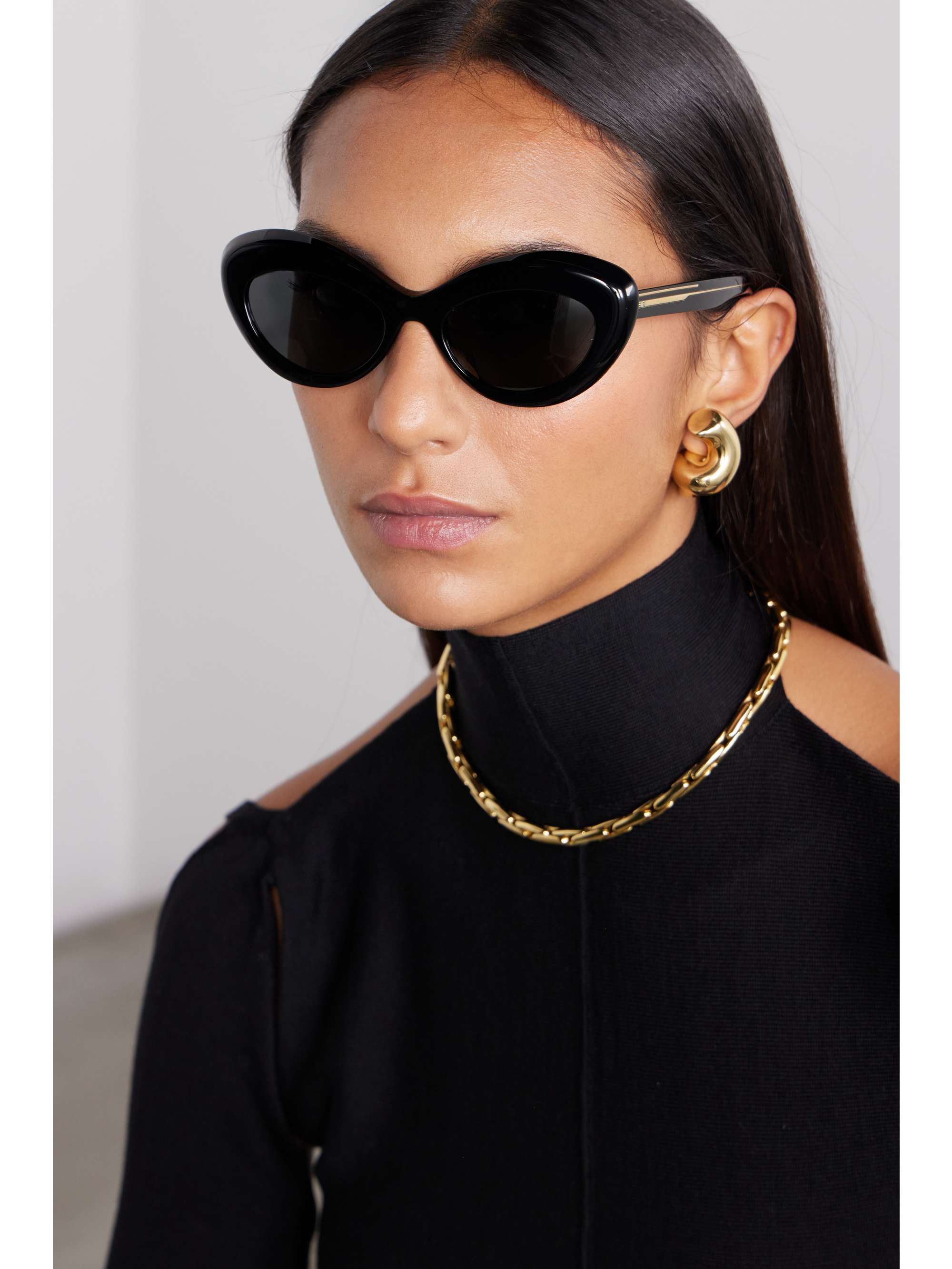 OLIVER PEOPLES 
