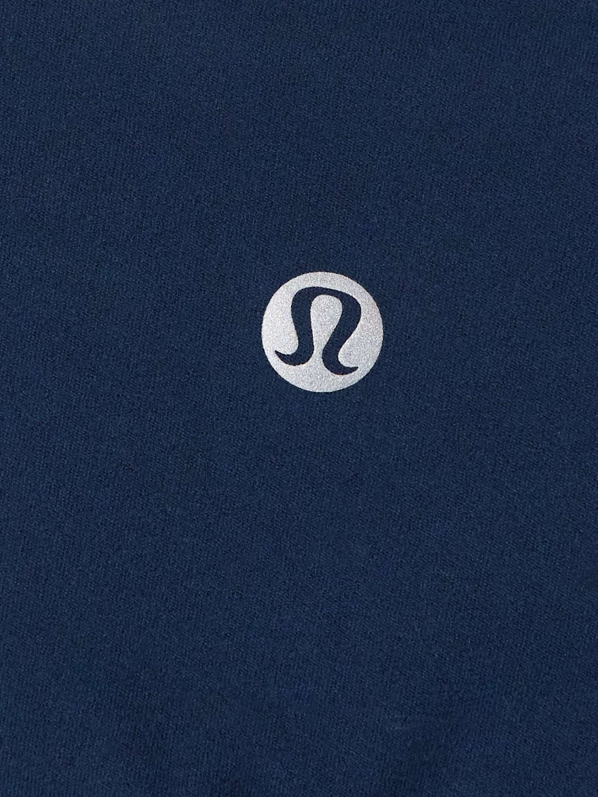 LULULEMON 
