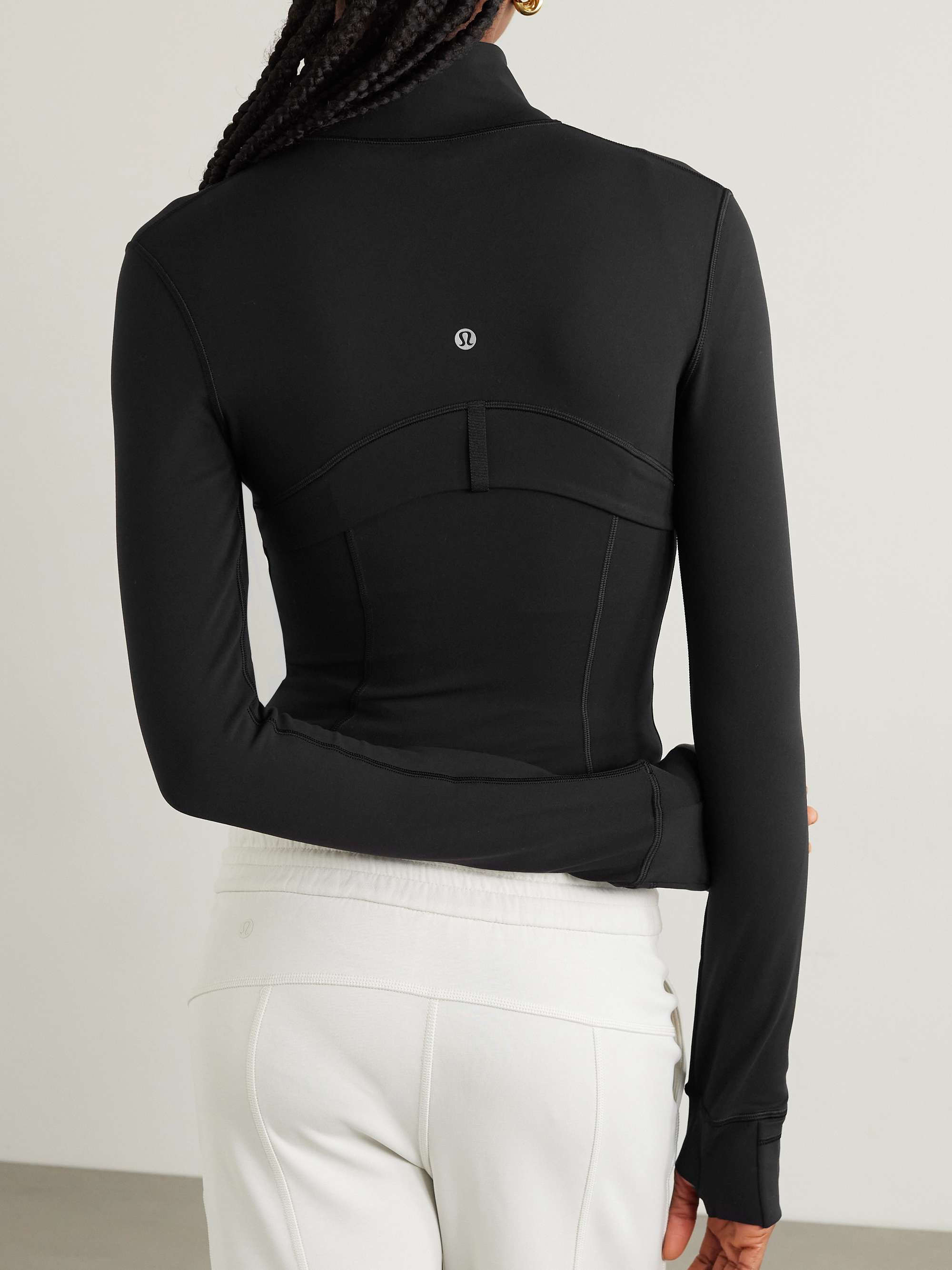 LULULEMON 