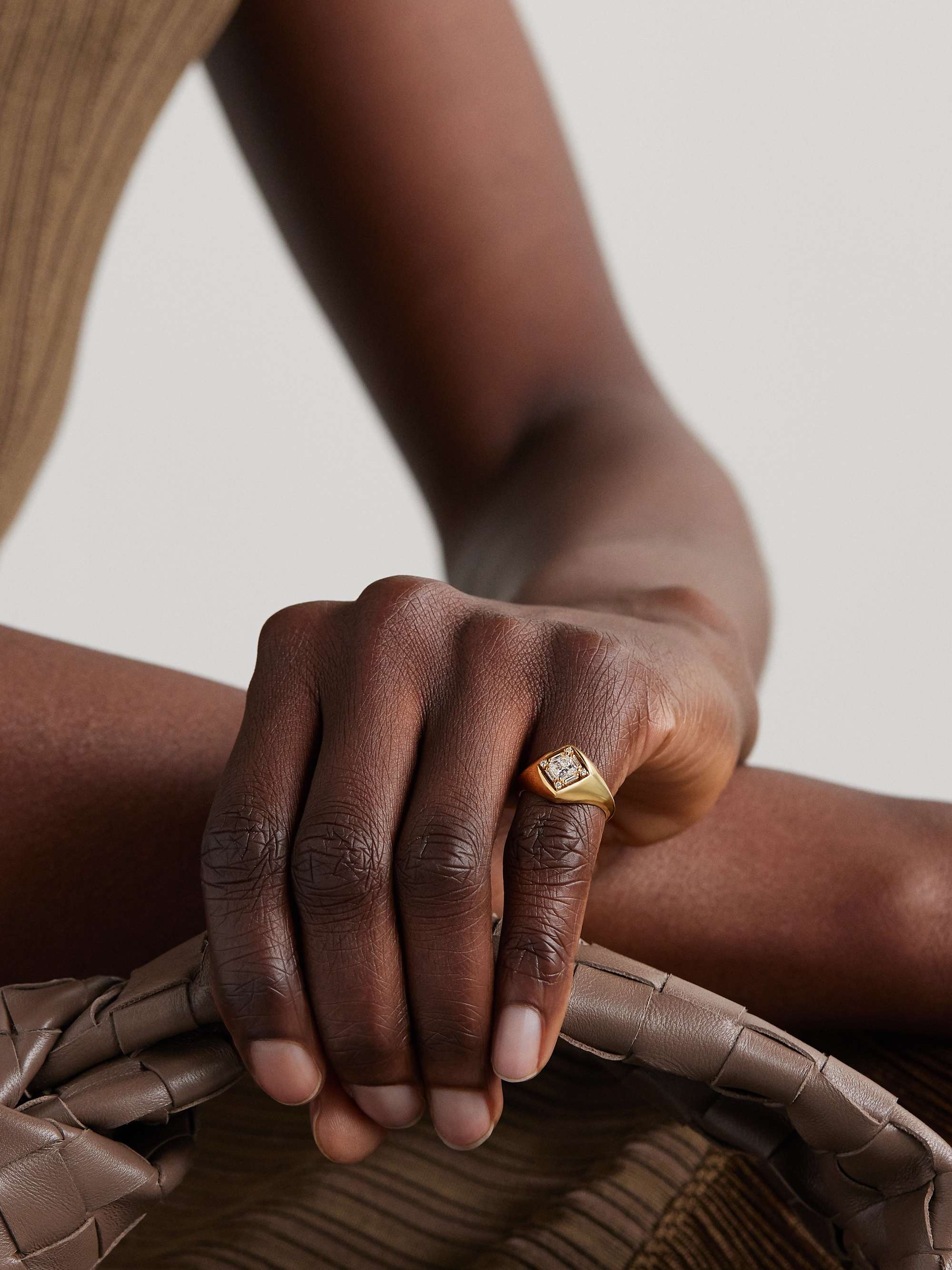 Pinky ring gucci 2025