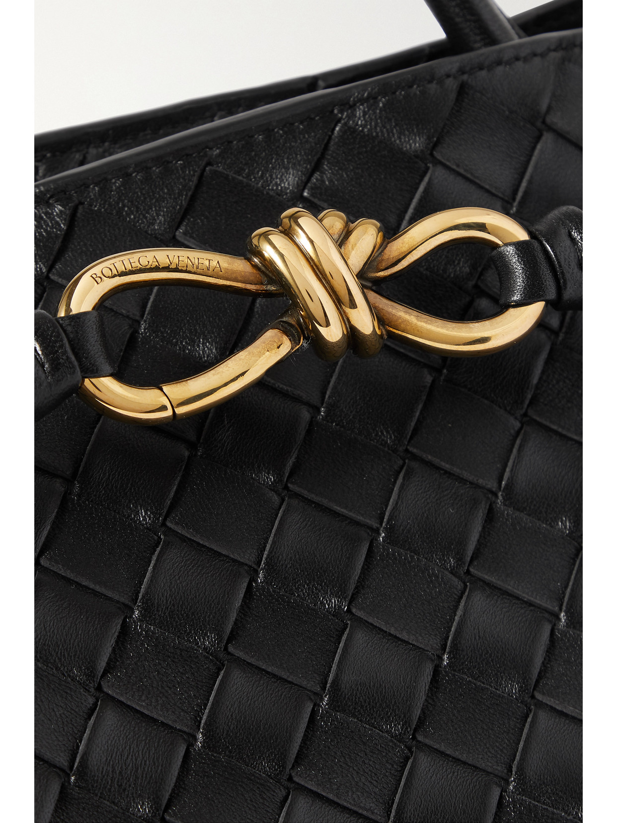 BOTTEGA VENETA ANDIAMO MEDIUM LEATHER TOTE