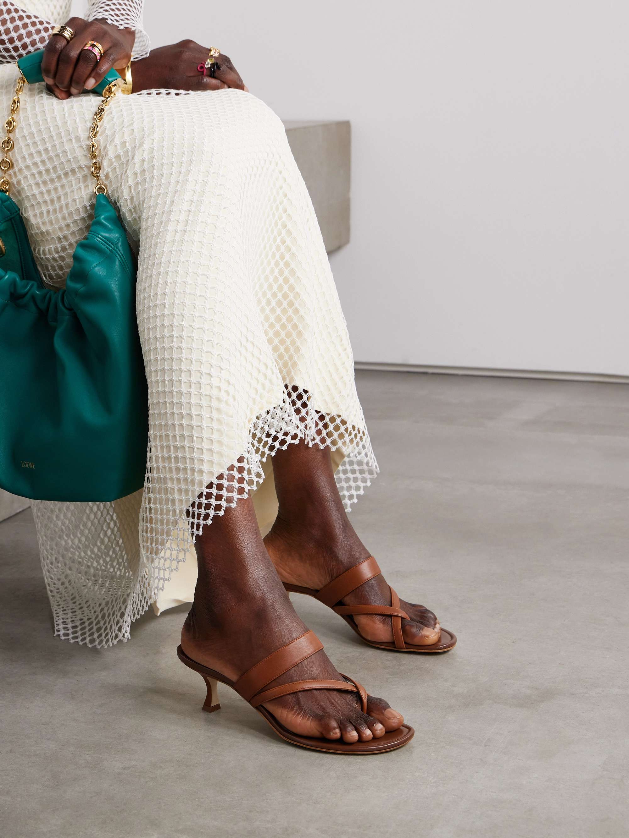 MANOLO BLAHNIK 