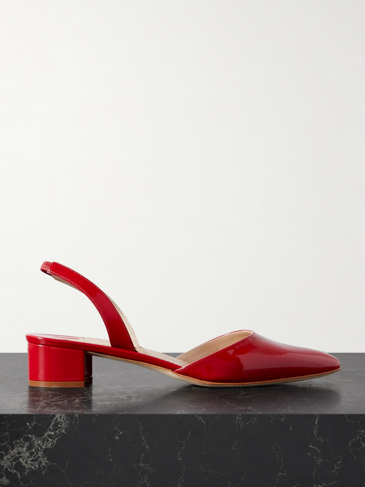 Manolo Blahnik Aspro 30 Patent-leather Pumps In Red