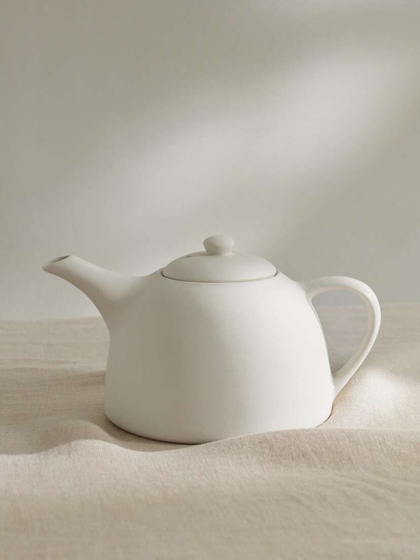 Mud Australia + Net Sustain Round Porcelain Teapot