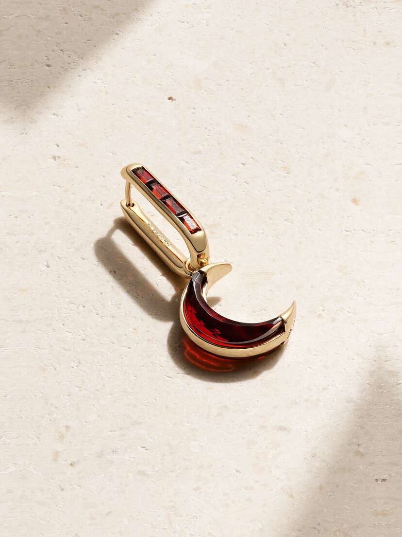 Foundrae Crescent Karma Small Chubby 18-karat Gold Garnet Single Earring