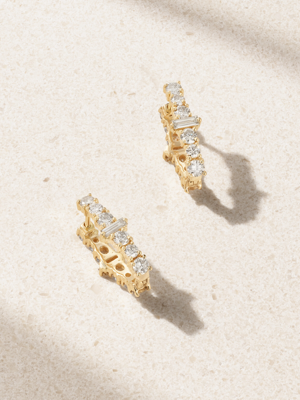 Ileana Makri - Rivulet 18-karat Gold Diamond Hoop Earrings - One size