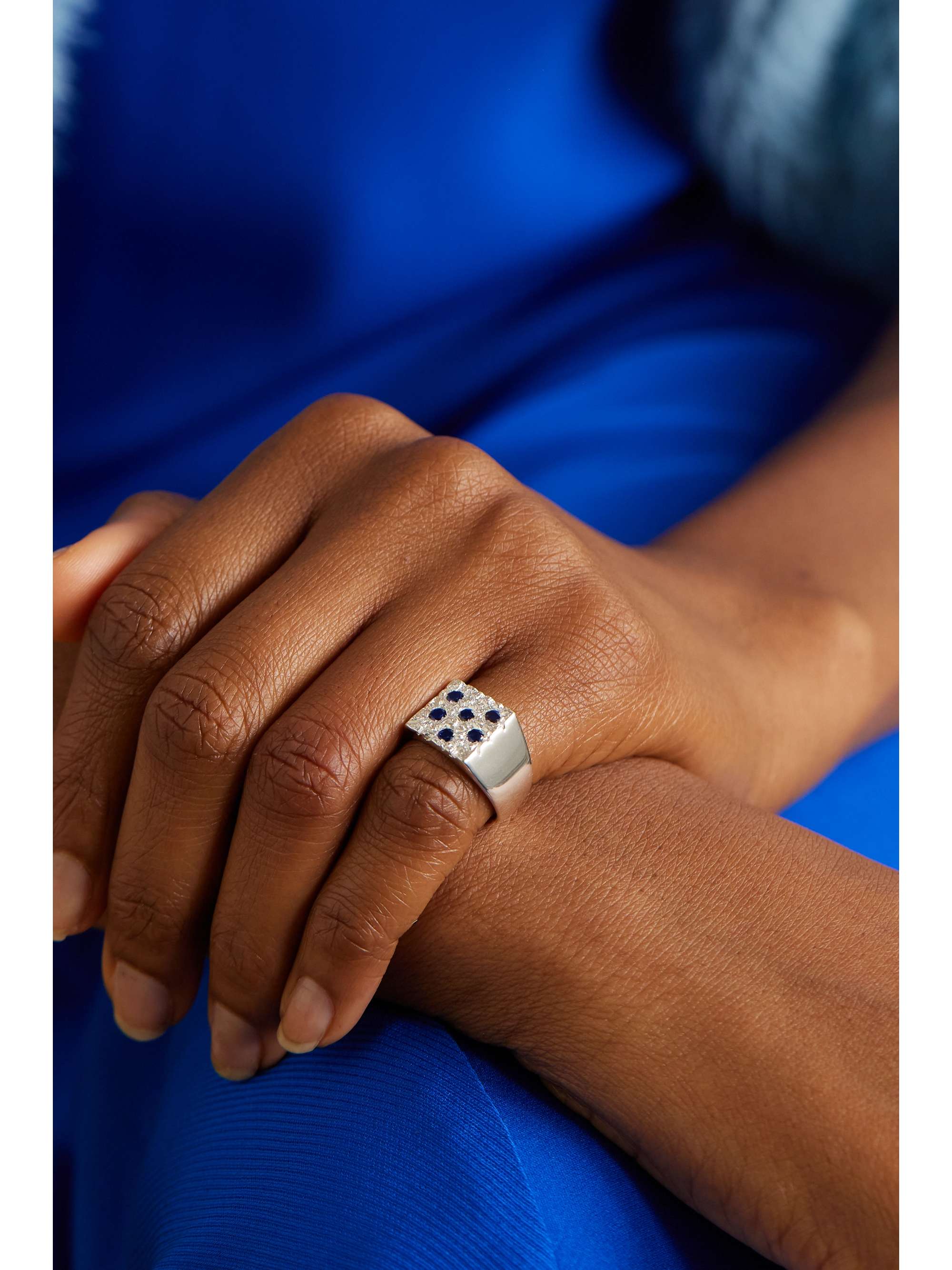 NET SUSTAIN Mini Rose Garden recycled sterling silver laboratory grown sapphire signet ring
