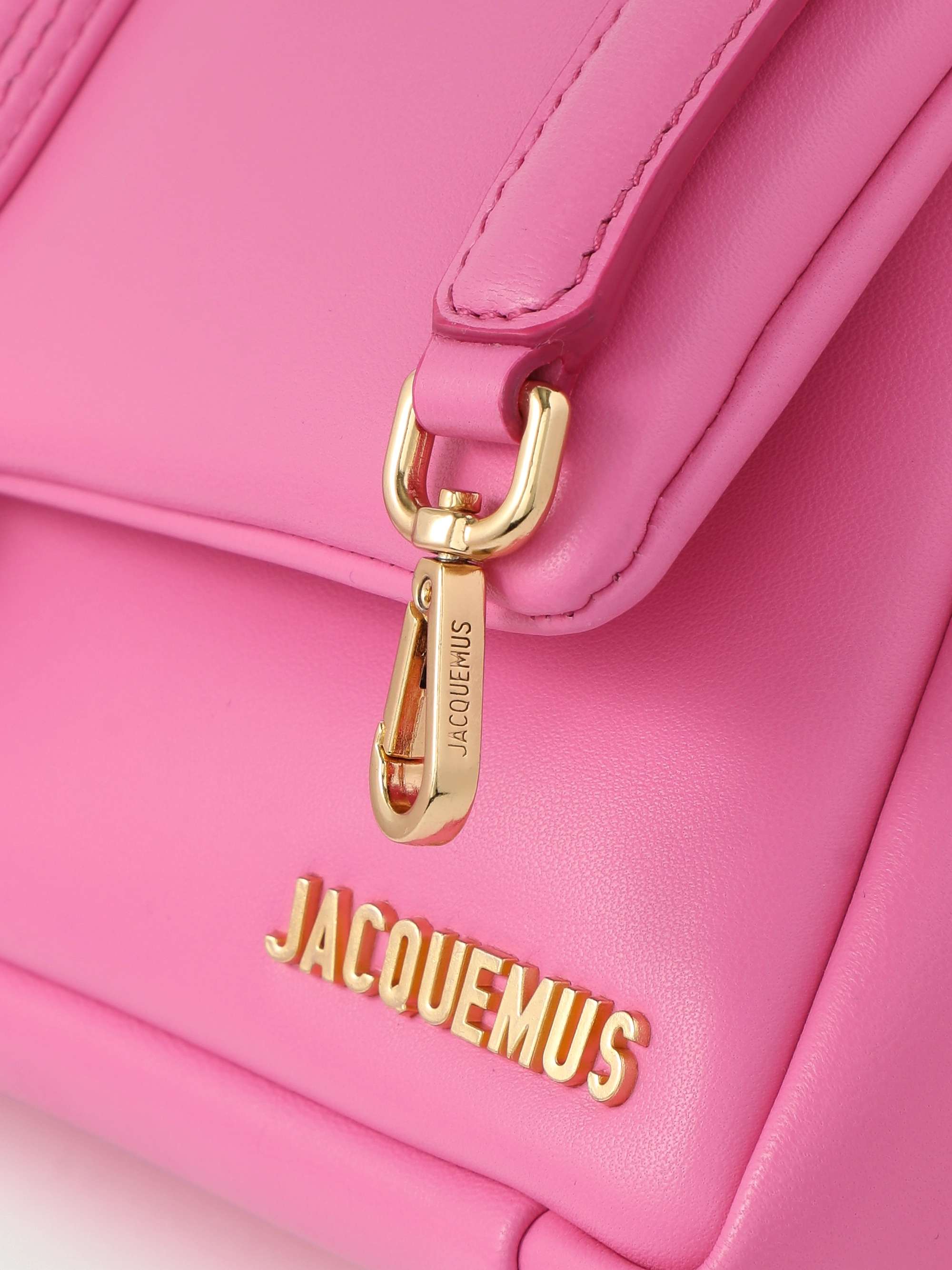 JACQUEMUS 