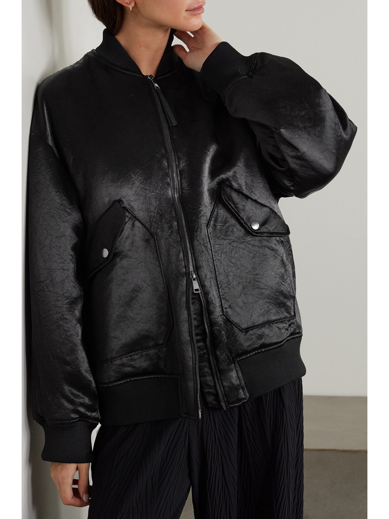 Max Mara Leisure Imelde Oversized Crinkled-satin Bomber Jacket In Black