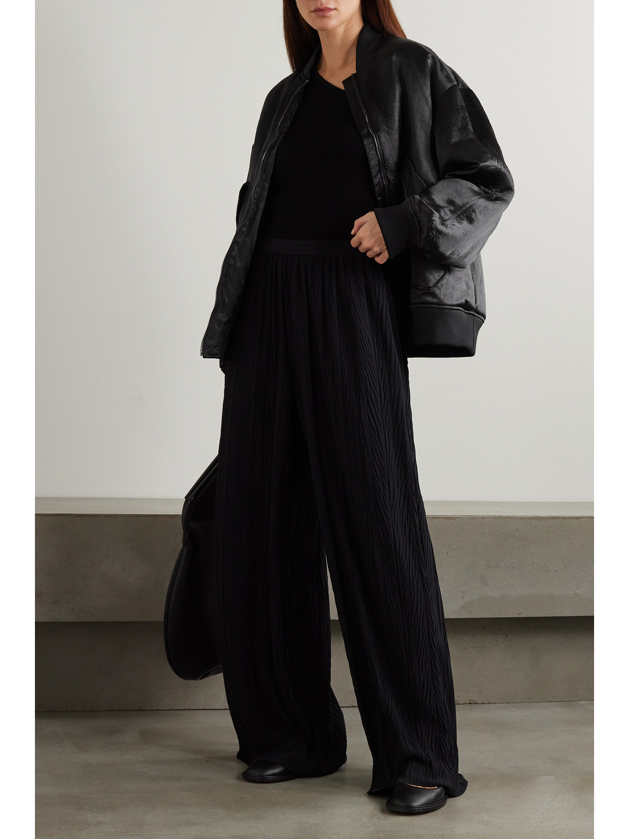 Max Mara Leisure Imelde Oversized Crinkled-satin Bomber Jacket In Black