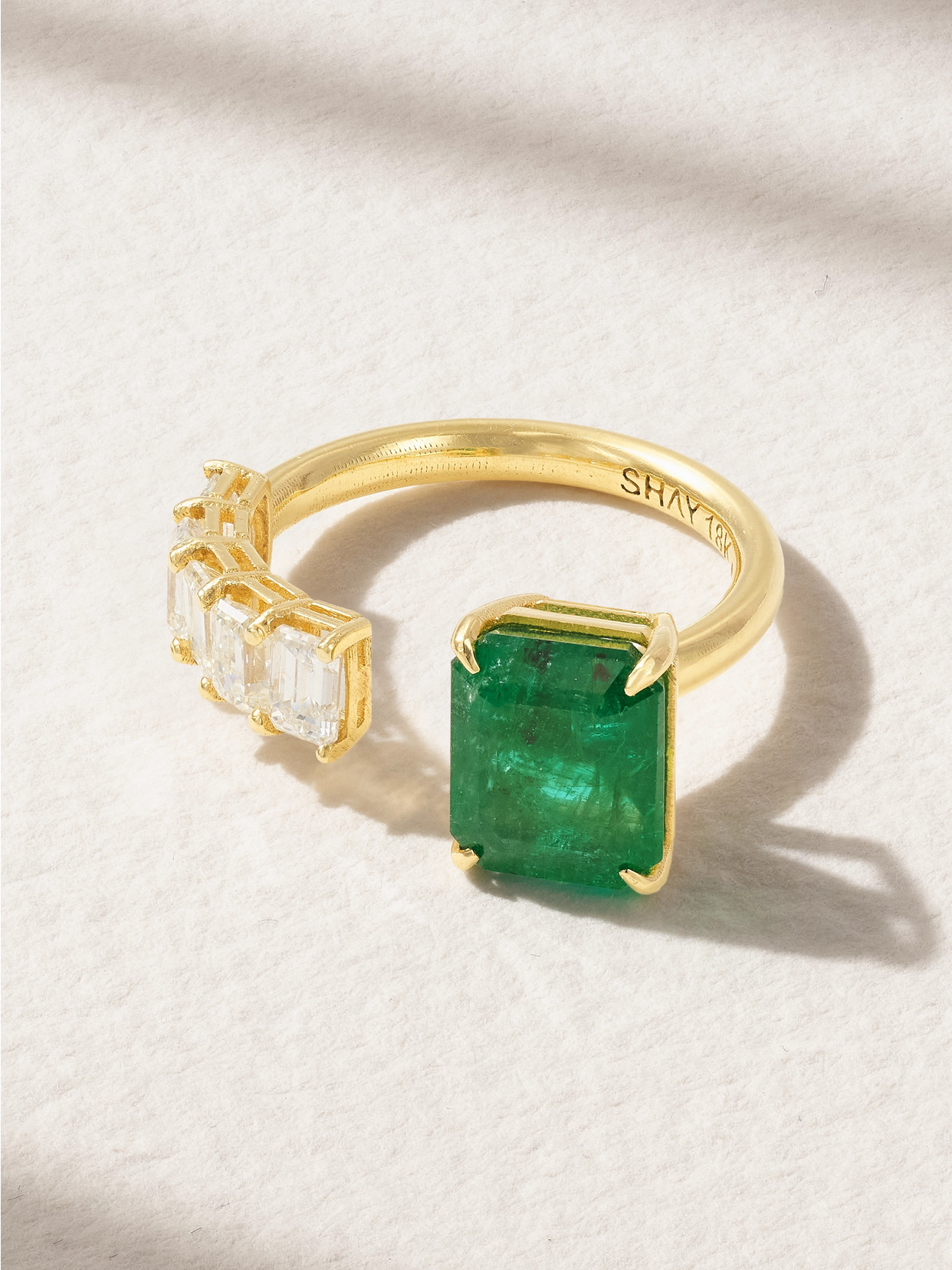SHAY Floating 18-karat Gold Emerald And Diamond Ring