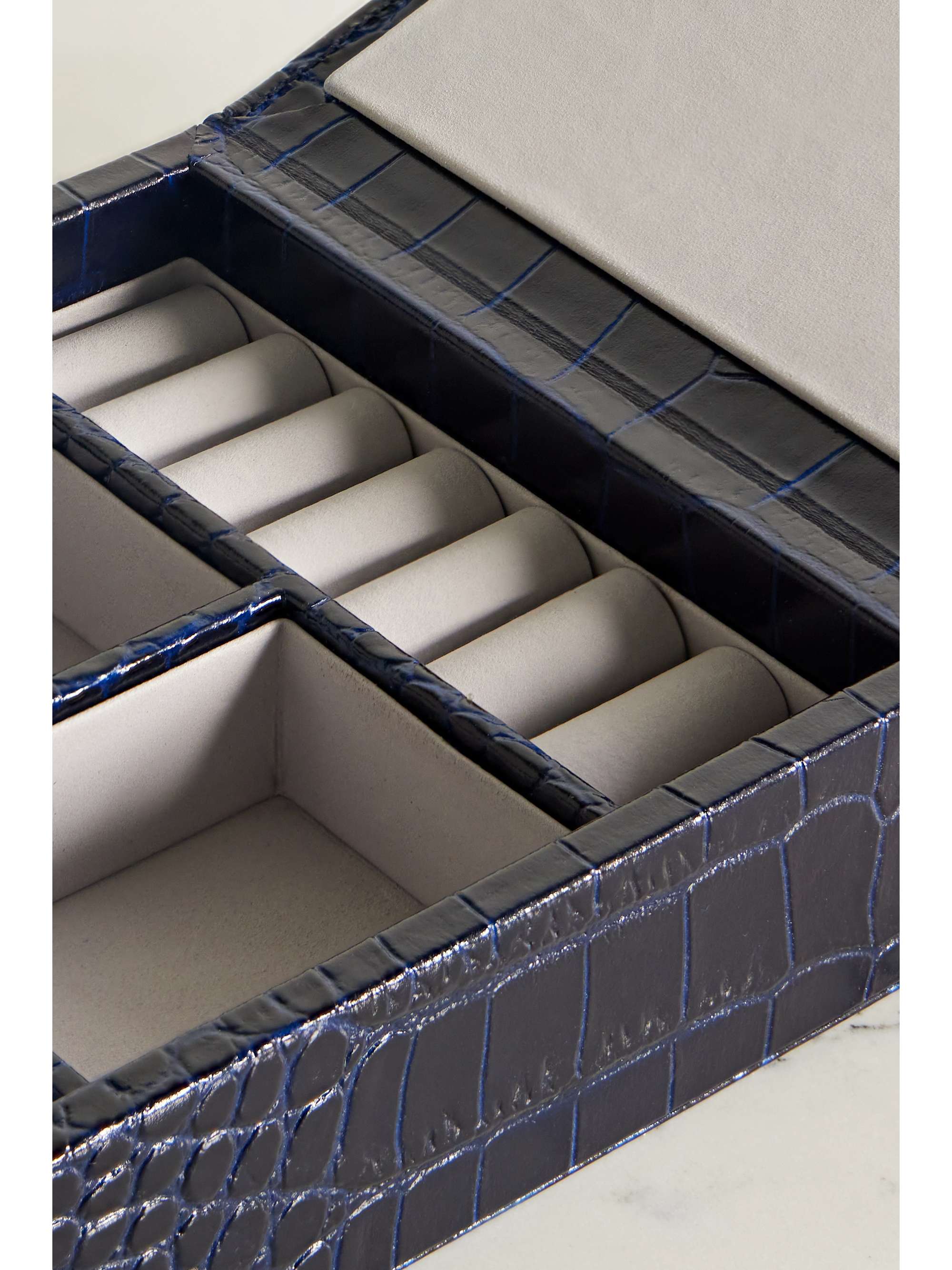 SMYTHSON 