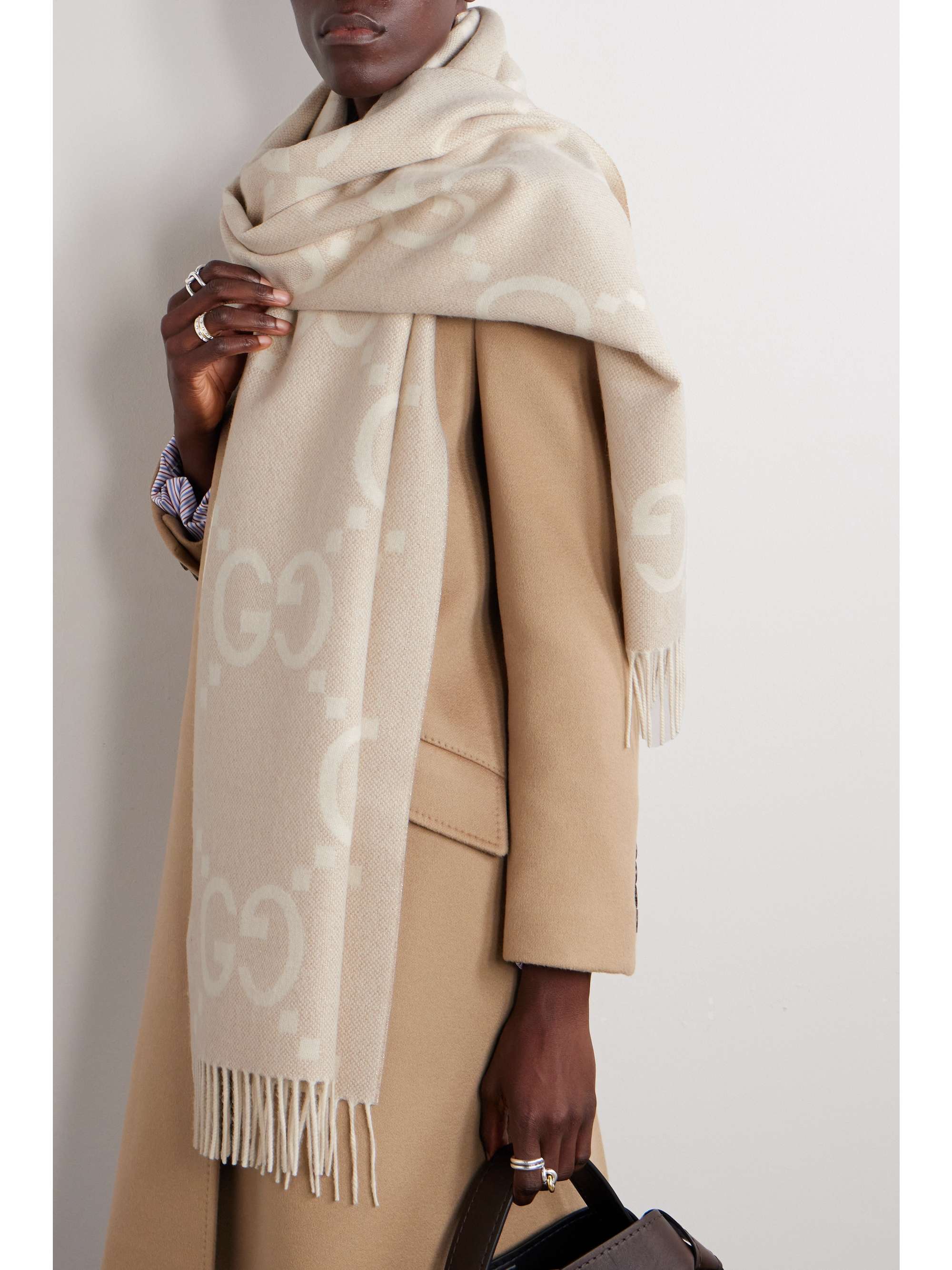 GUCCI Fringed metallic cashmere-blend jacquard scarf | NET-A
