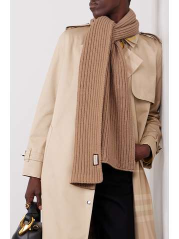 Gucci women's scarves deals