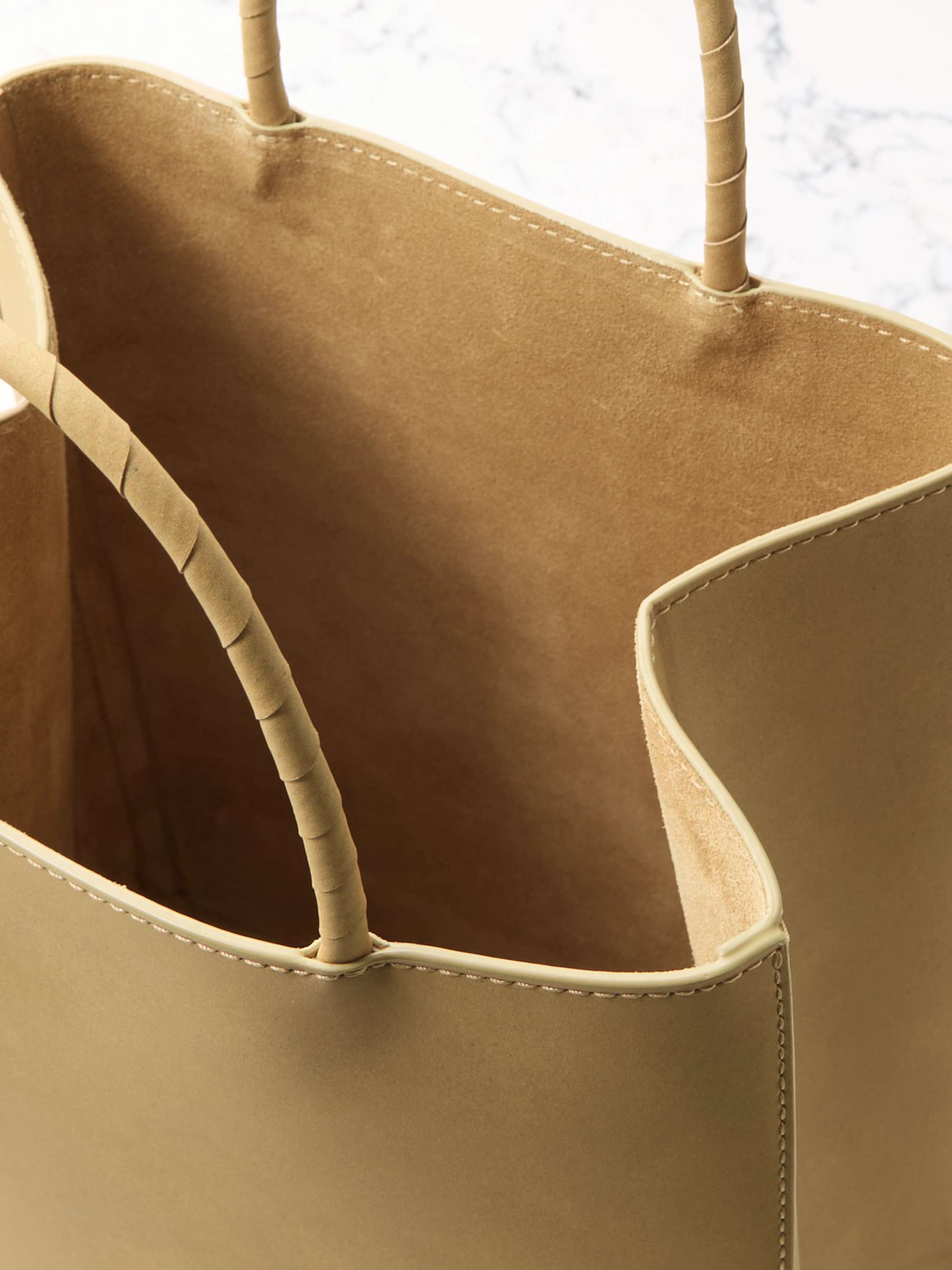 BOTTEGA VENETA 