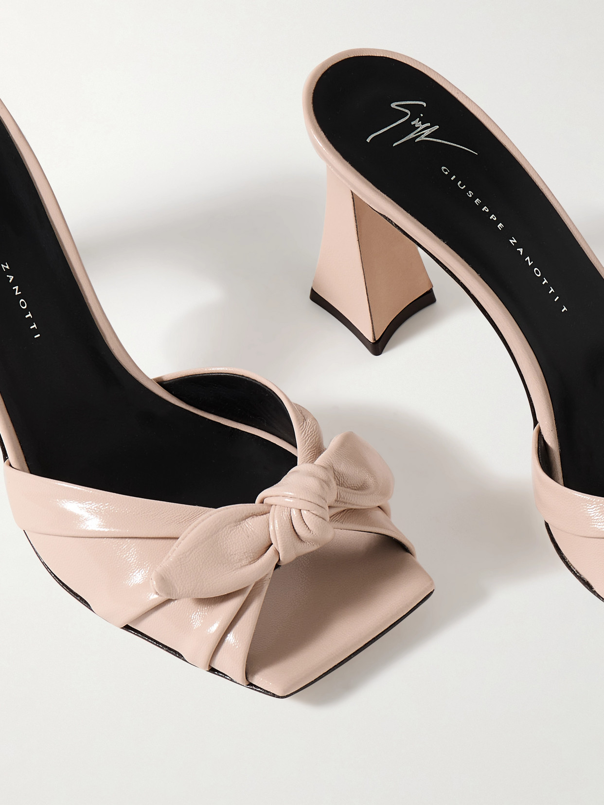 Giuseppe Zanotti Marinetti Patent-leather Mules In Cream