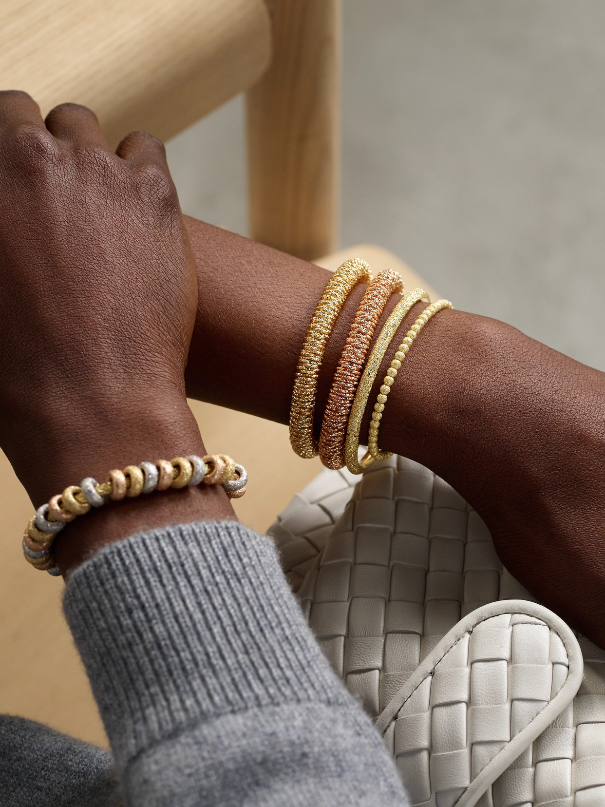 Carolina Bucci K.i.s.s. Small 18-karat Gold Bracelet In Gold