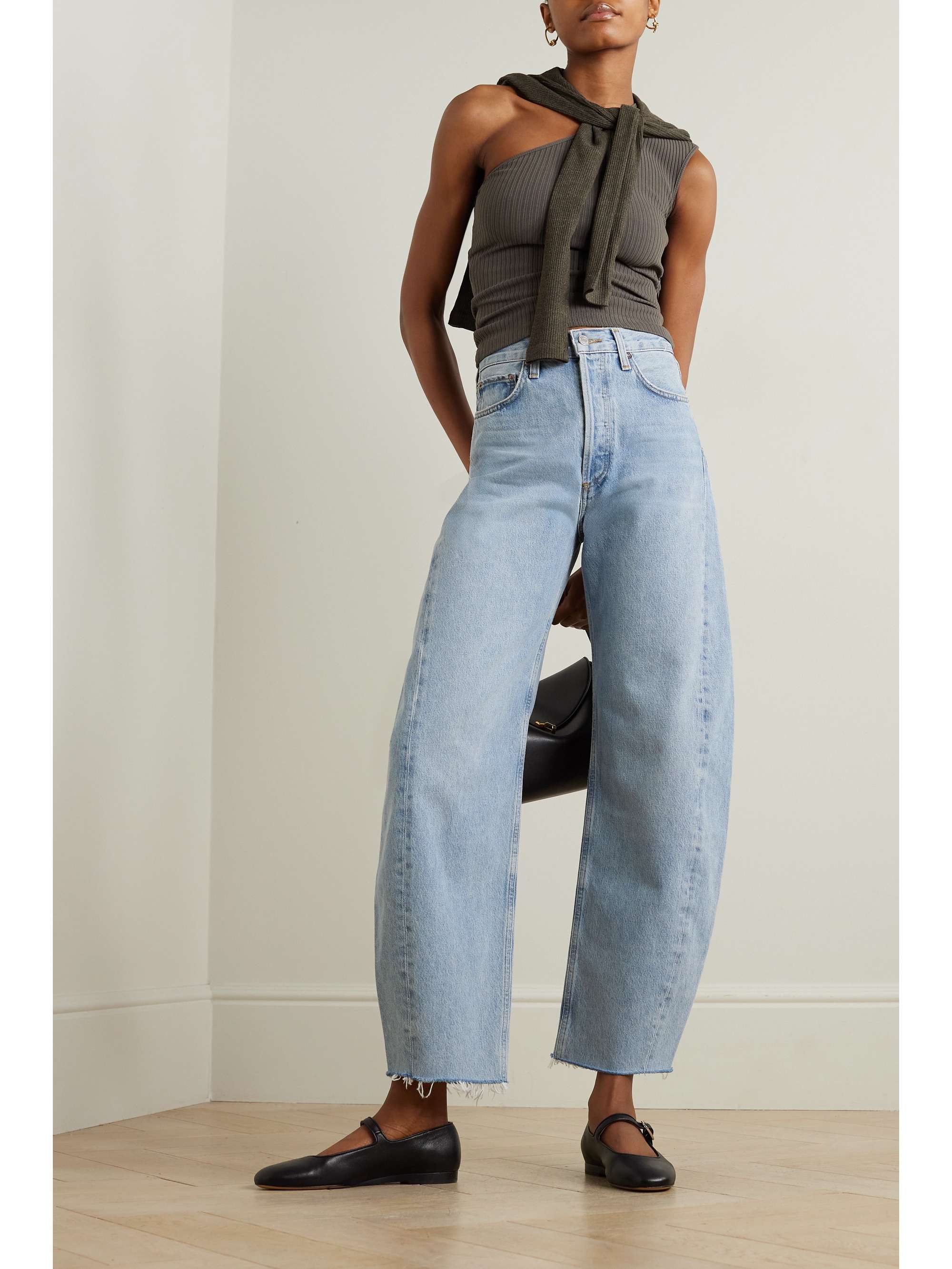 High-rise tapered jeans