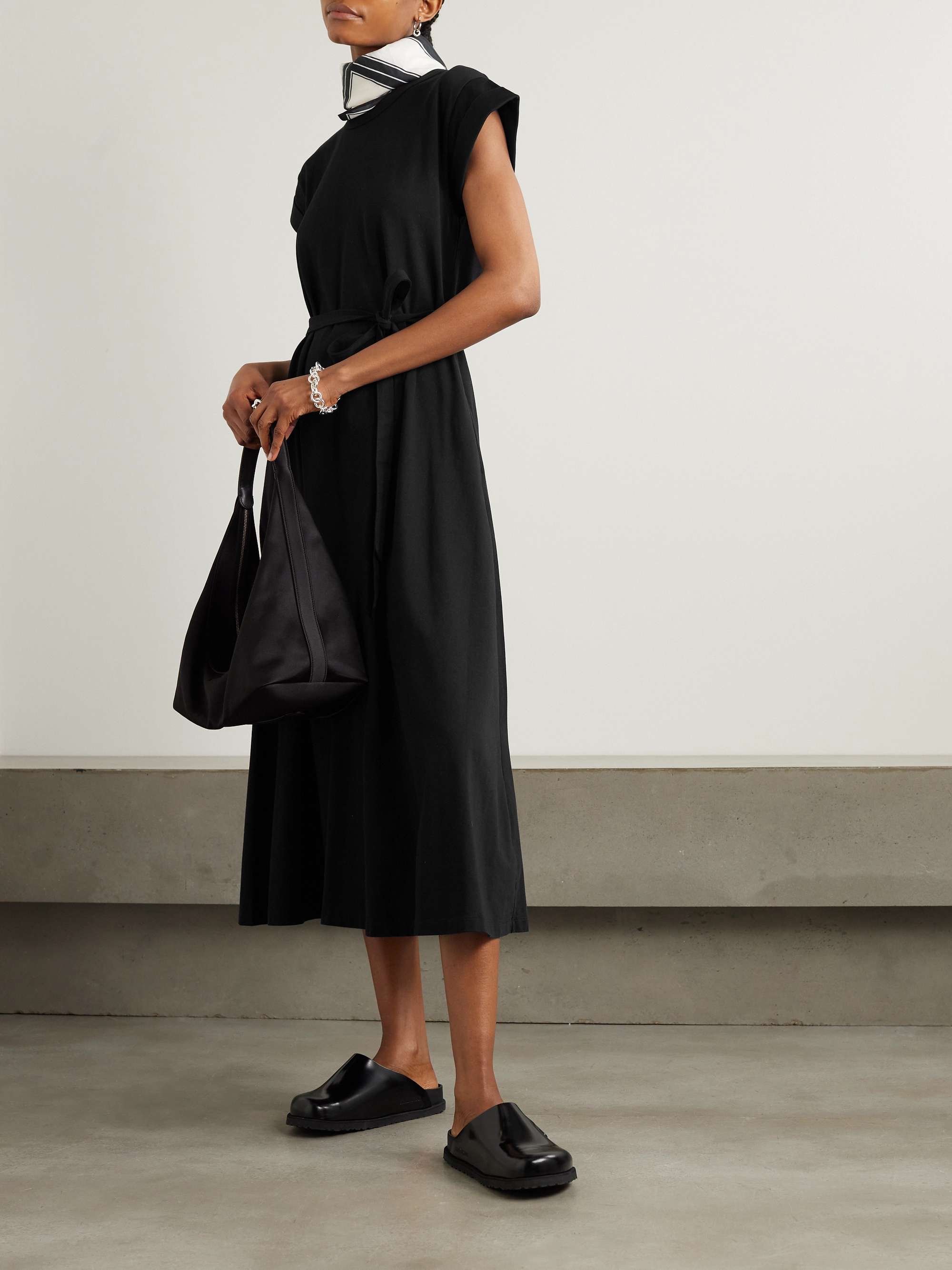 LA LIGNE Andie belted cotton-jersey midi dress | NET-A-PORTER