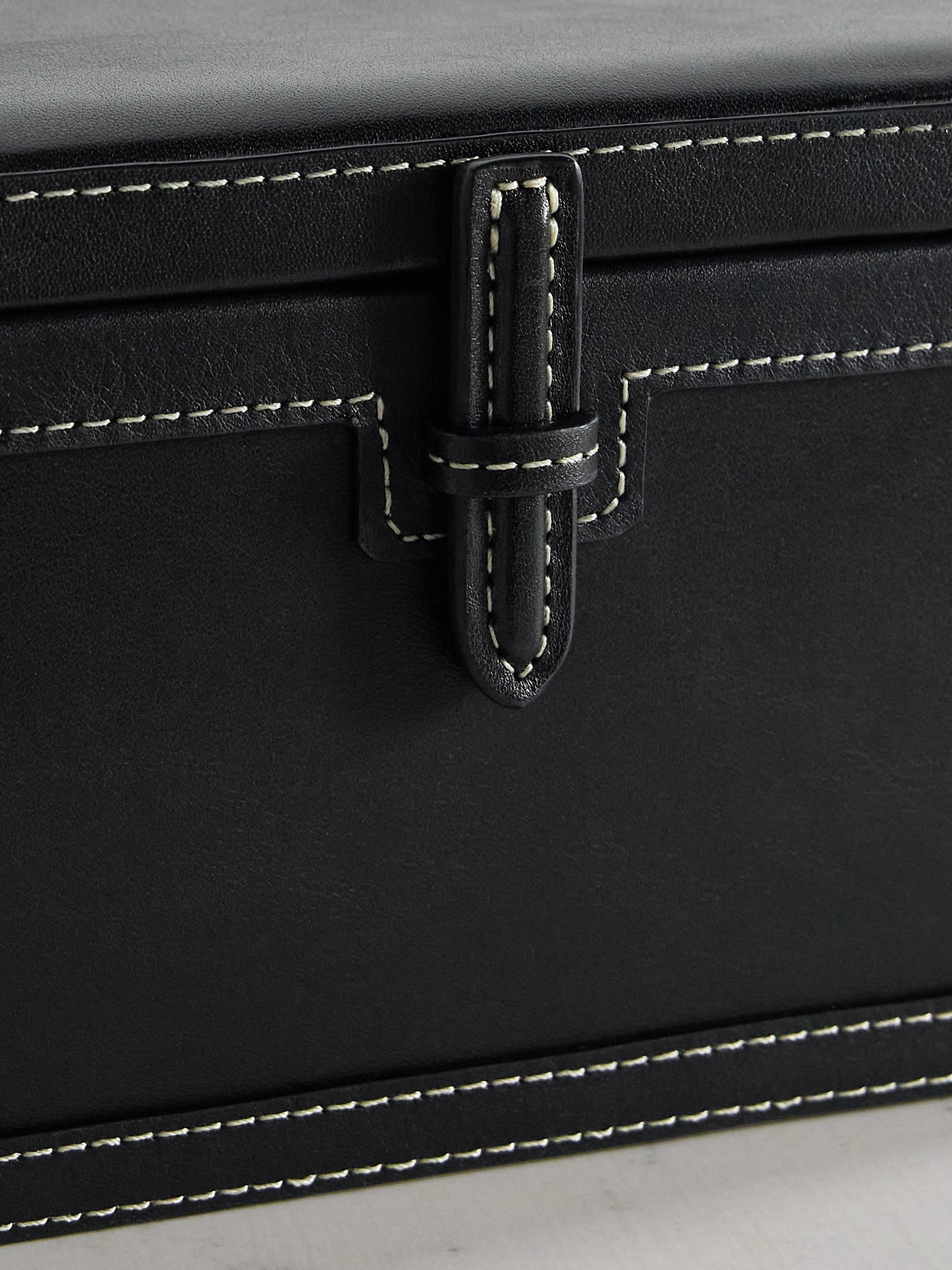 Hunting Season Medium Leather Trunk Box In Black