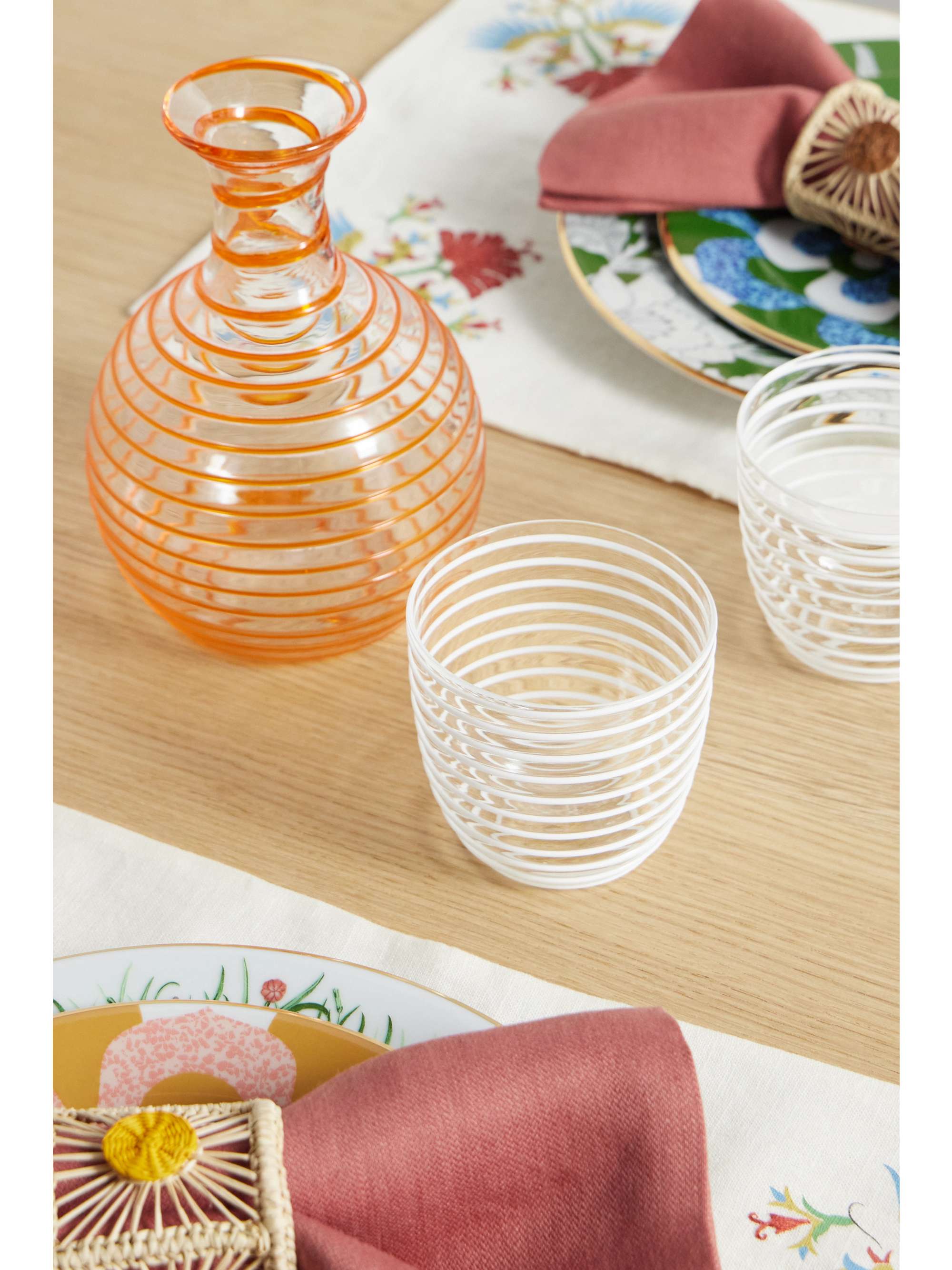 YALI GLASS 
