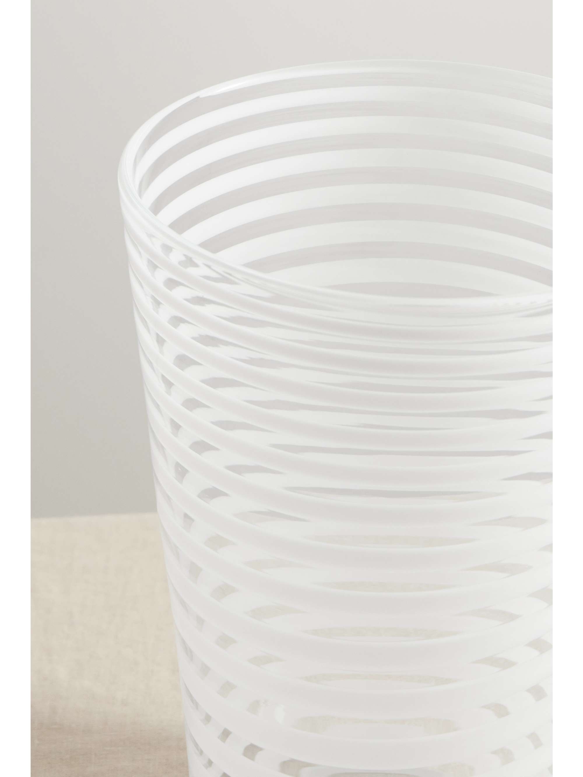 YALI GLASS 