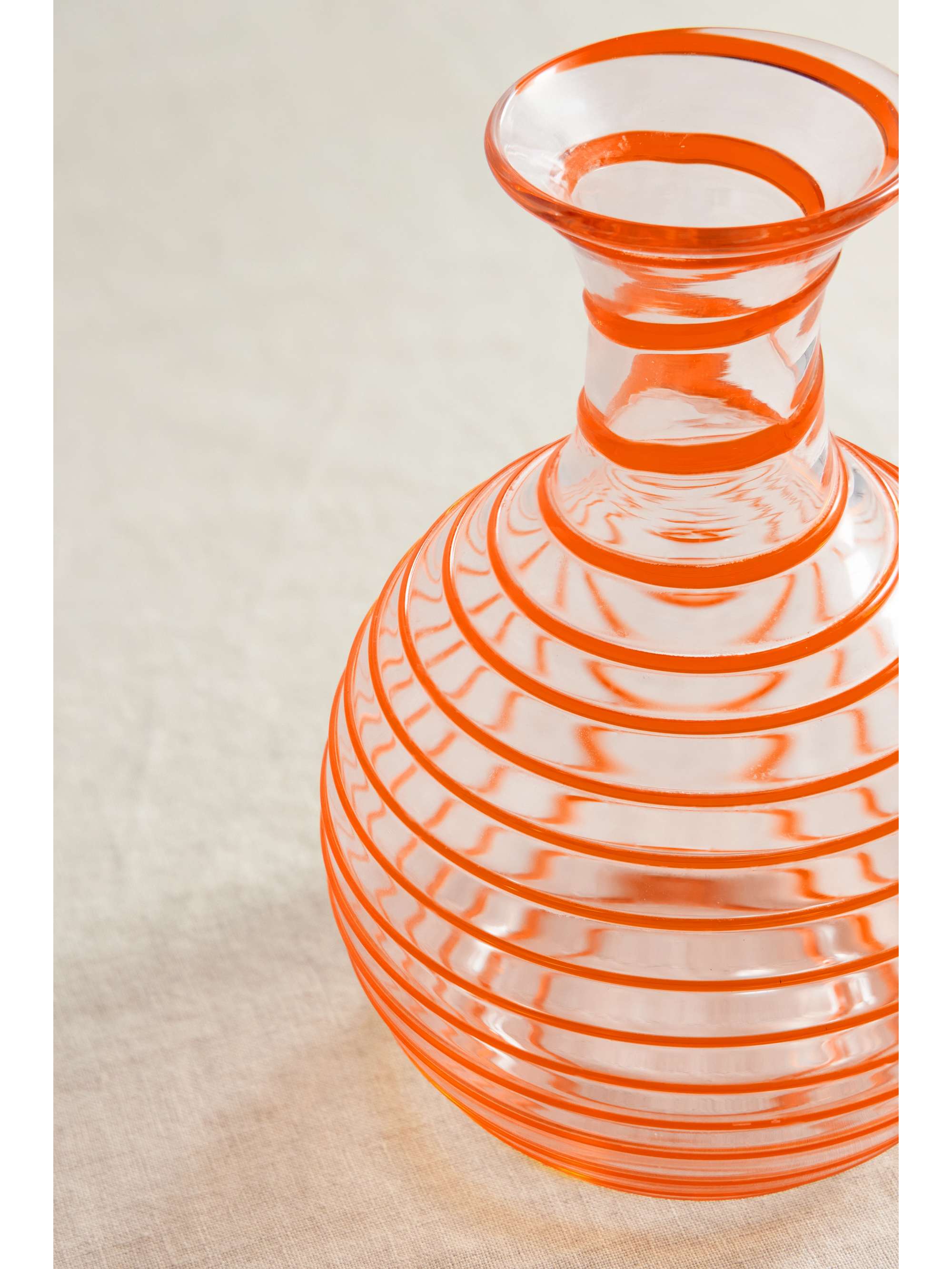 YALI GLASS 