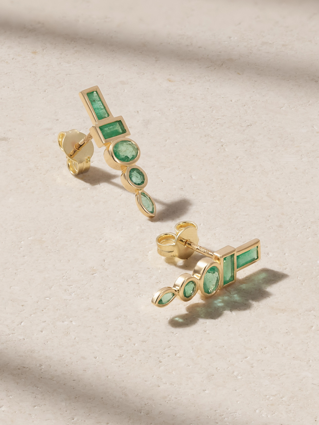 Sorellina Totem 18-karat Gold Emerald Earrings In Green