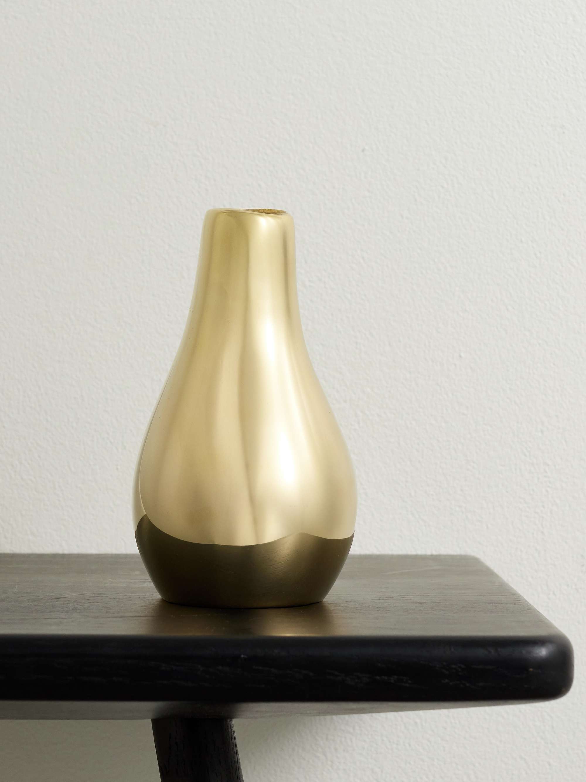 Medium brass vase