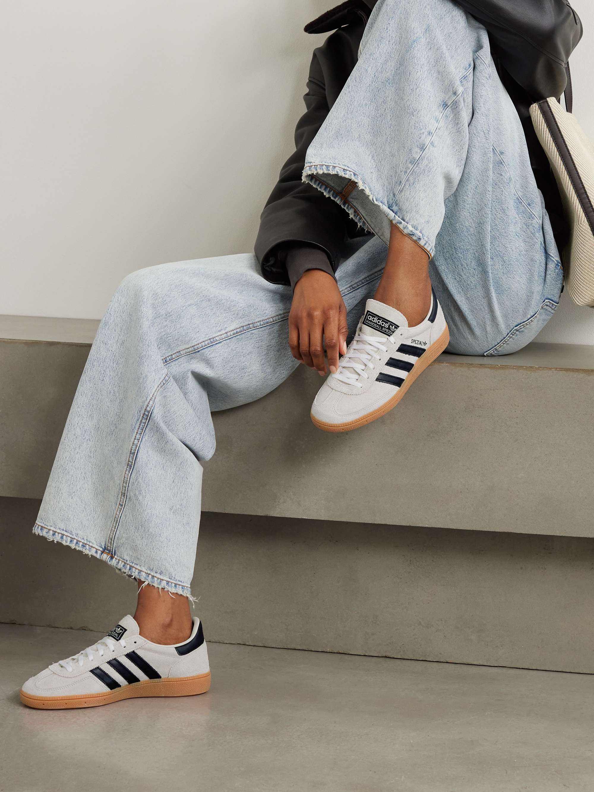 ADIDAS ORIGINALS 