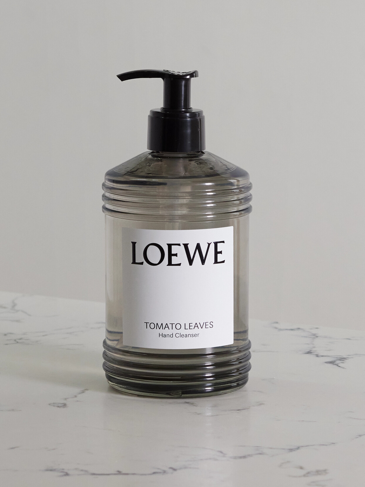 Loewe Hand Cleanser - Tomato Leaves, 360ml In White