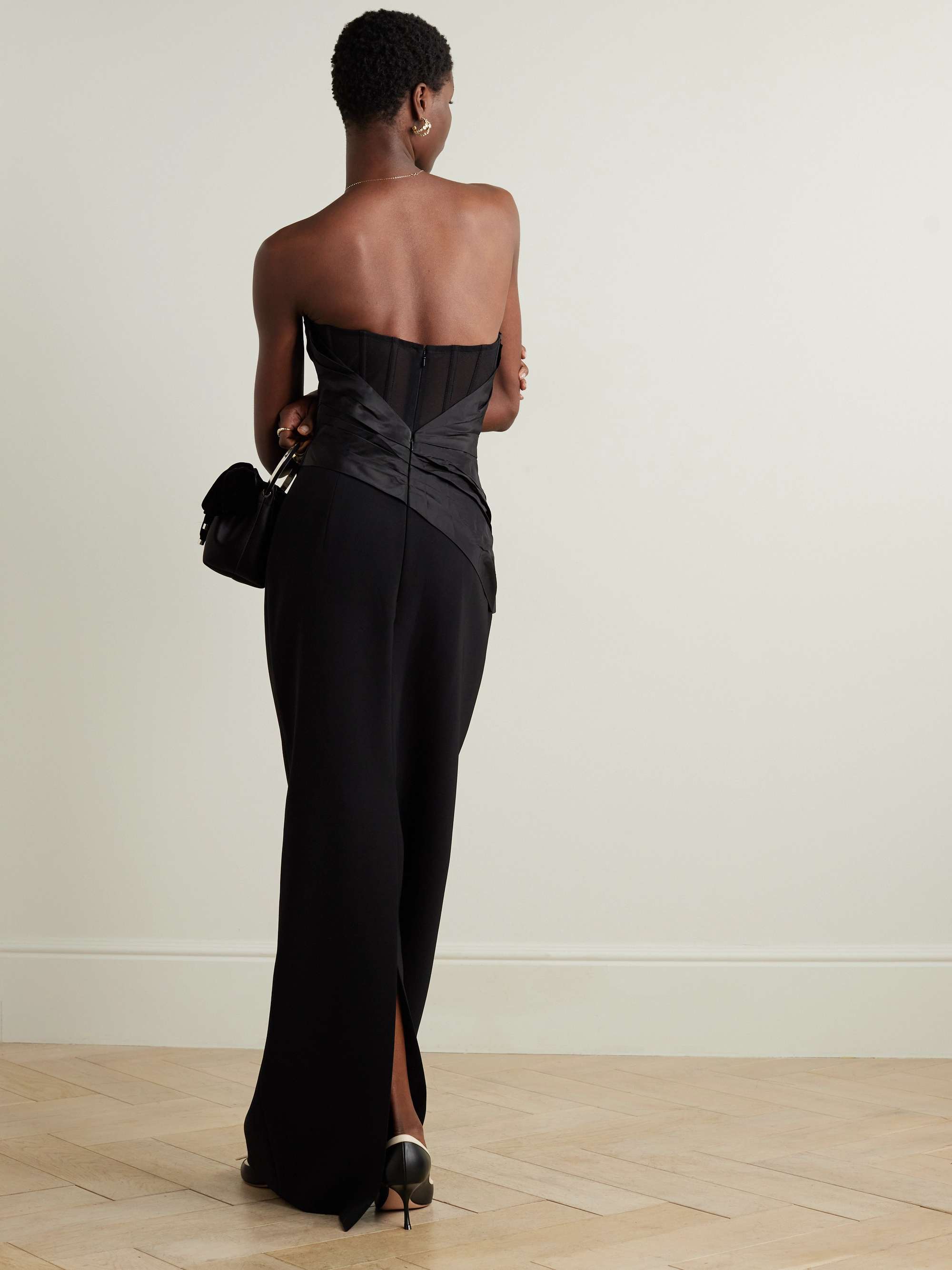 CAROLINA HERRERA 