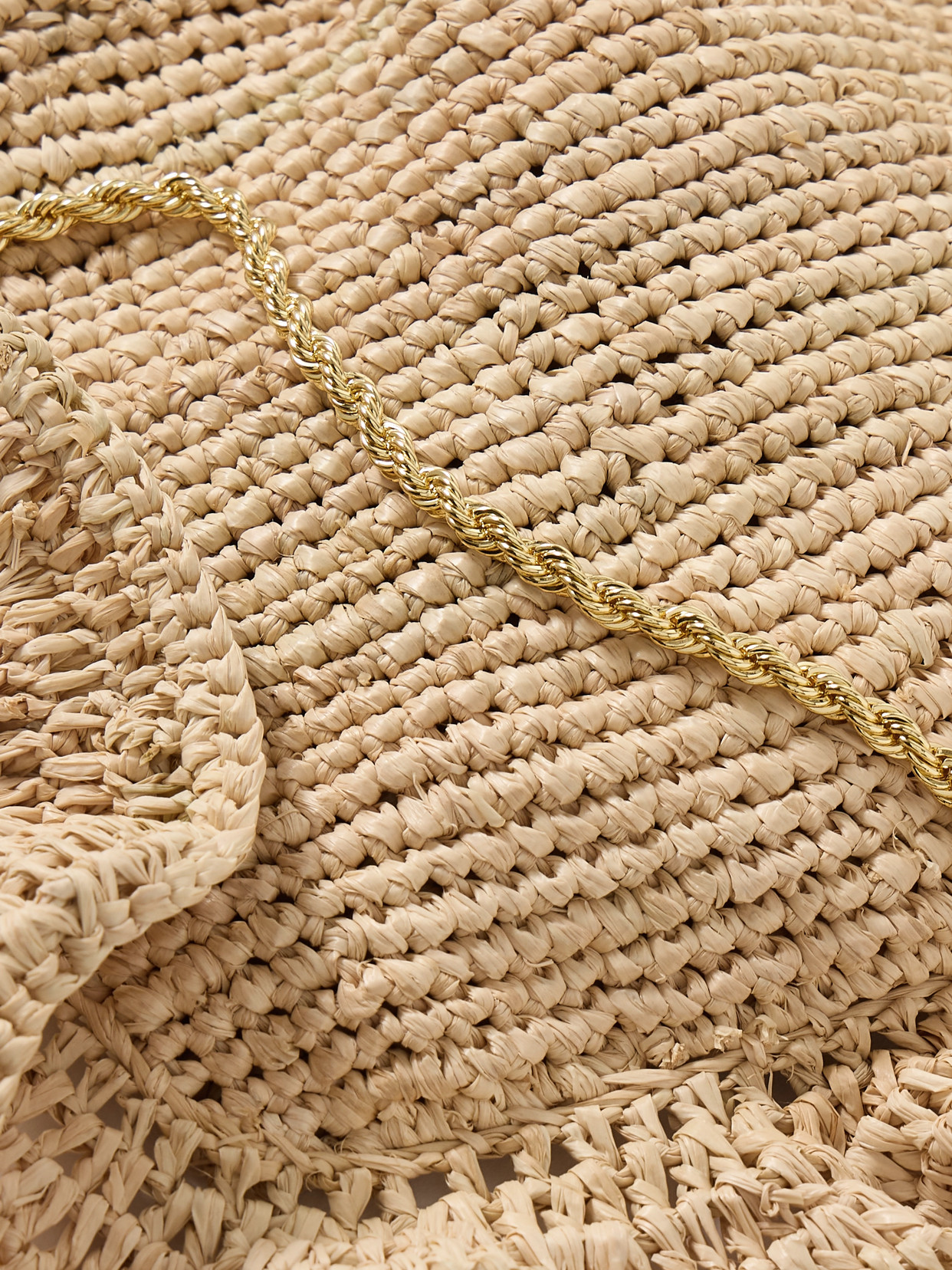 Mavis Ruffled Raffia Shoulder Bag
